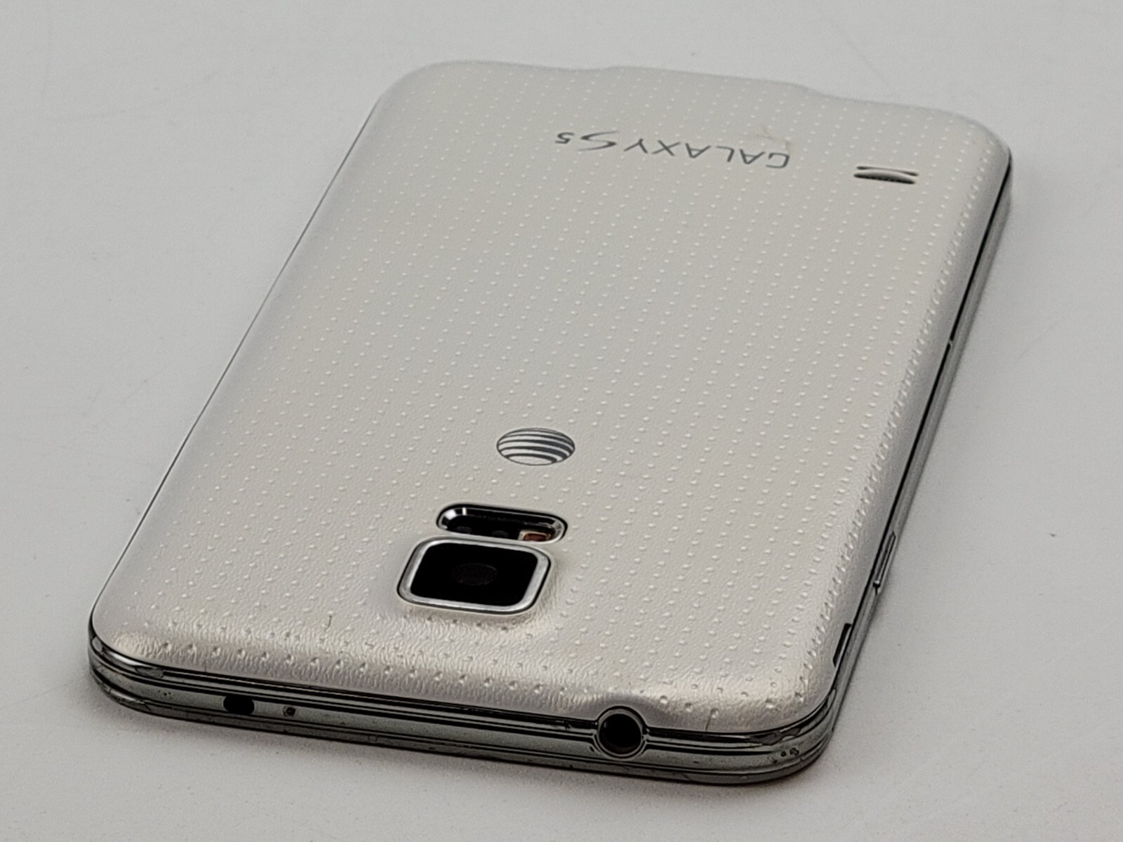 Samsung Galaxy S5 (SM-G900A) 16GB – White (AT&T) Smartphone – Clean IMEI – J9216