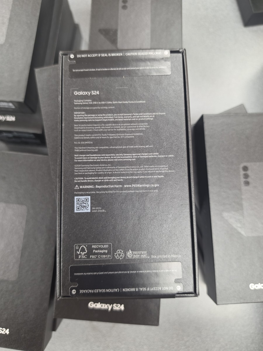 New Sealed in box Samsung Galaxy S24 – Onyx Black 128GB Unlocked