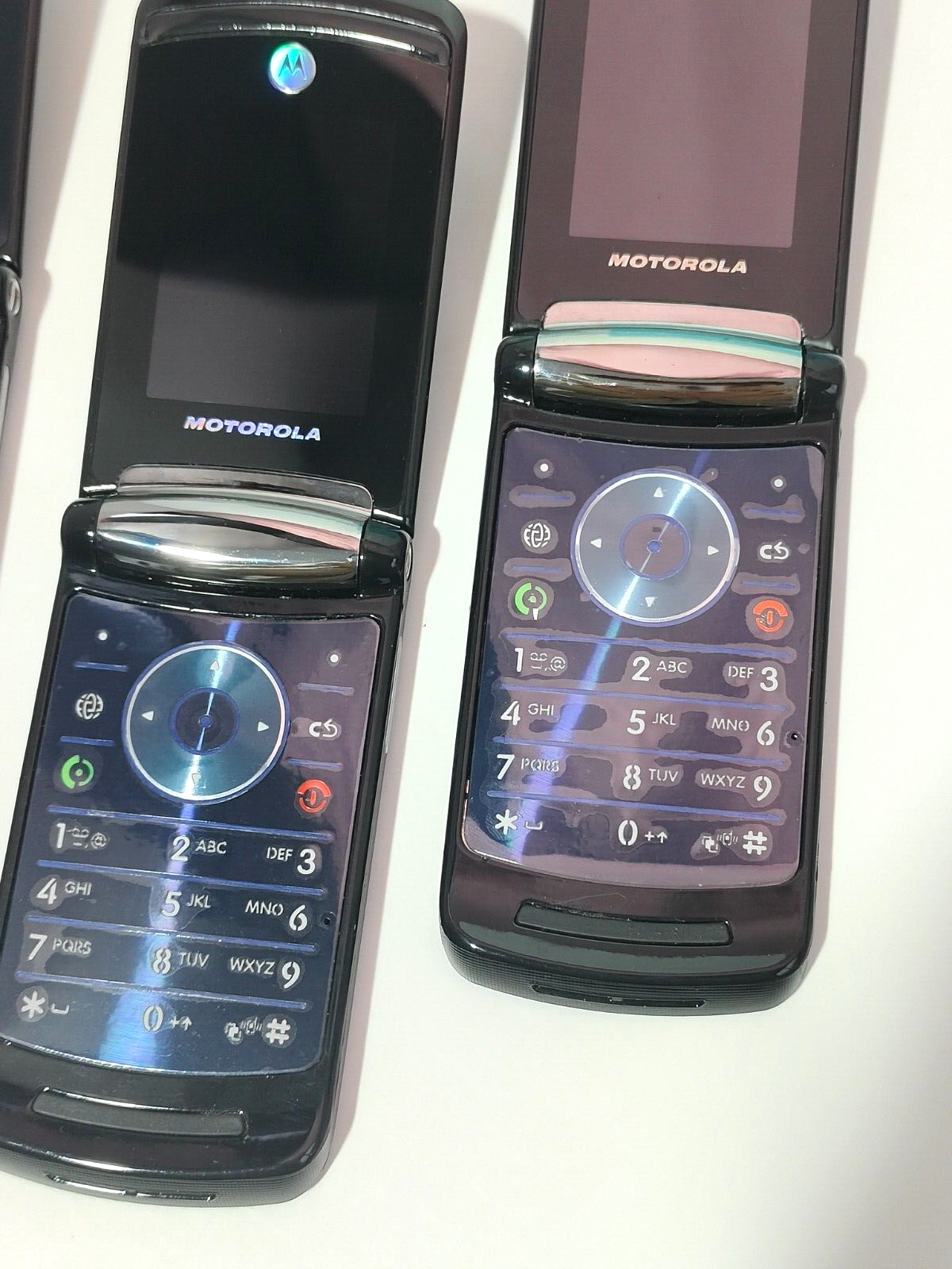 Motorola RAZR2 V8 Original Unlocked 2.2 inches 2MP 512MB/ 2GB GSM