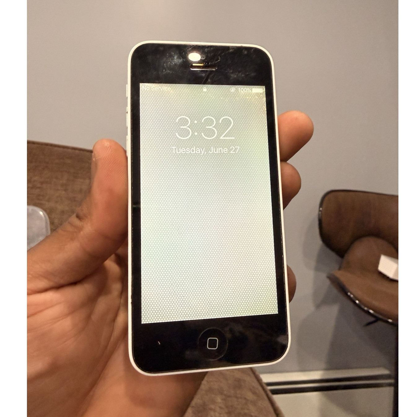 Apple iPhone 5c 8GB White A1532 iOS 4in GSM 8MP Wi-Fi Bluetooth Parts