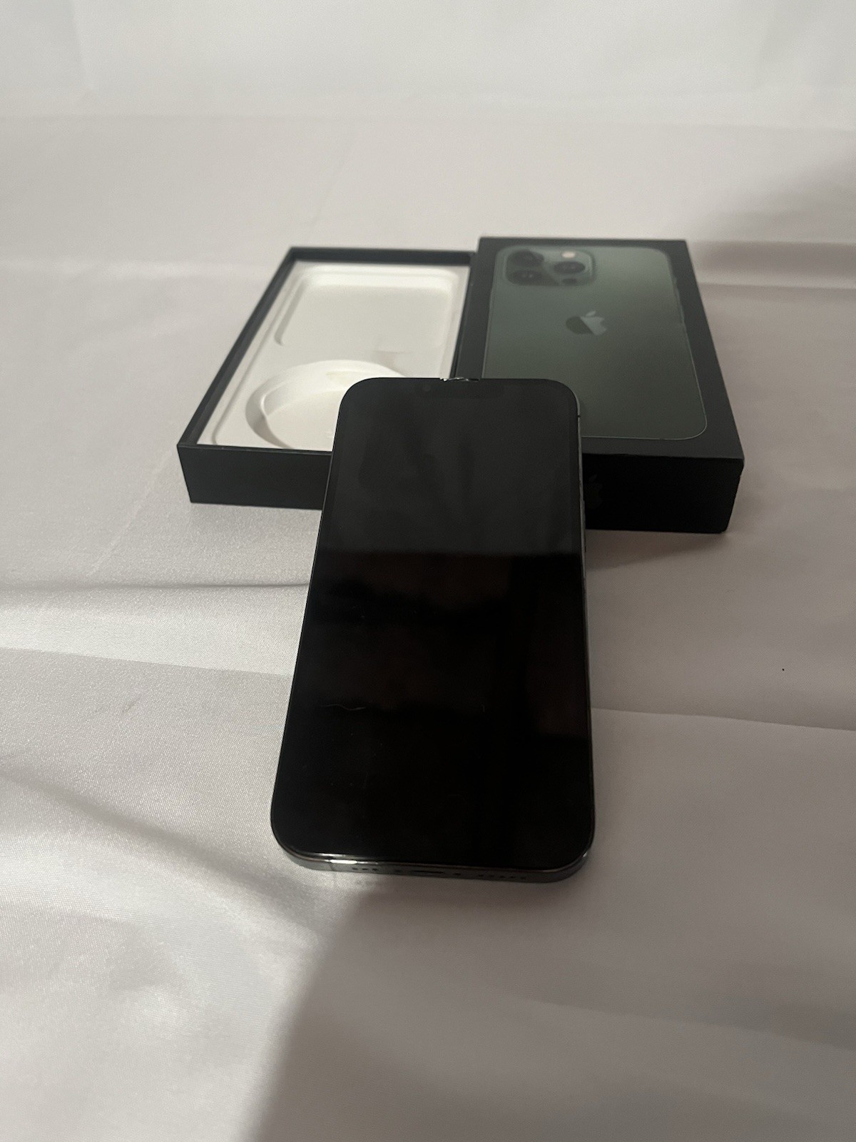 Apple iPhone 13 Pro 128GB ALPINE GREEN (FOR PARTS) NOT WORKING NICE CONDITION!