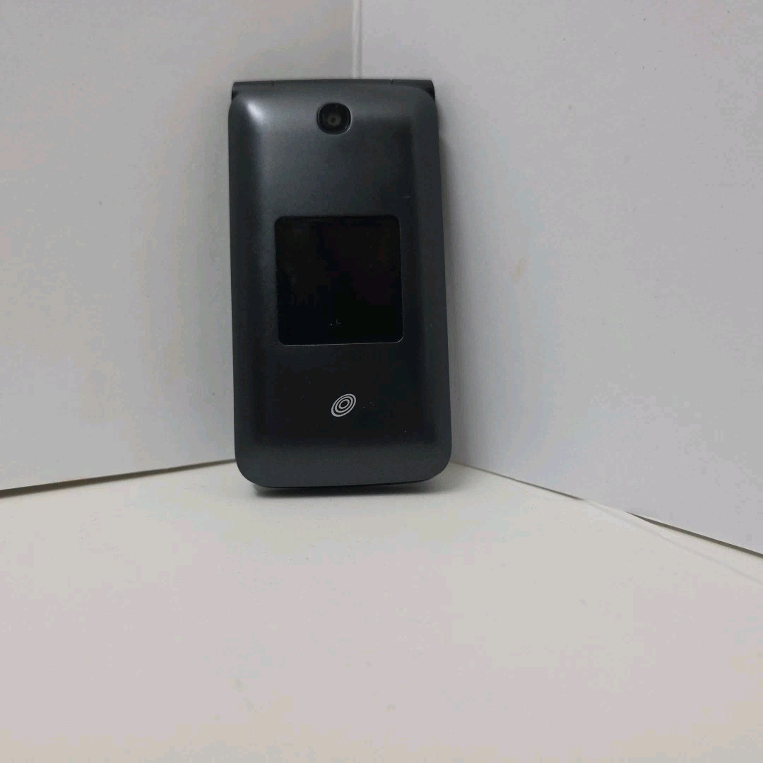 Alcatel MyFlip A405DL – Gray and Black ( Tracfone ) 4G LTE Flip Smartphone