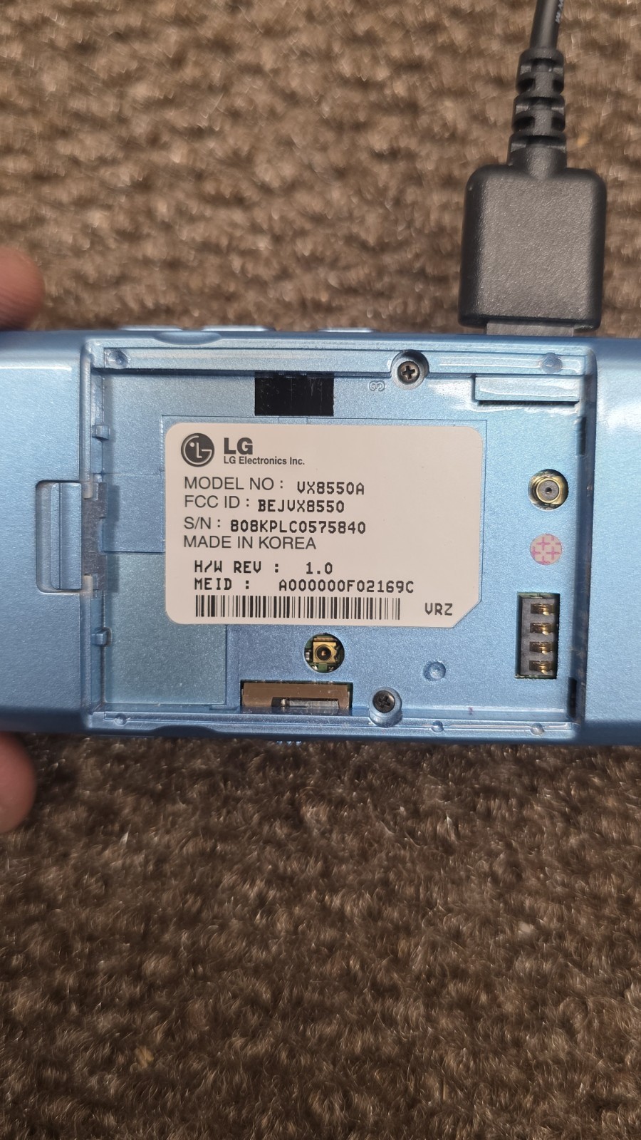 Verizon Lg Chocolate ‘Ice Blue’ – Model VX8550A – W/BOX
