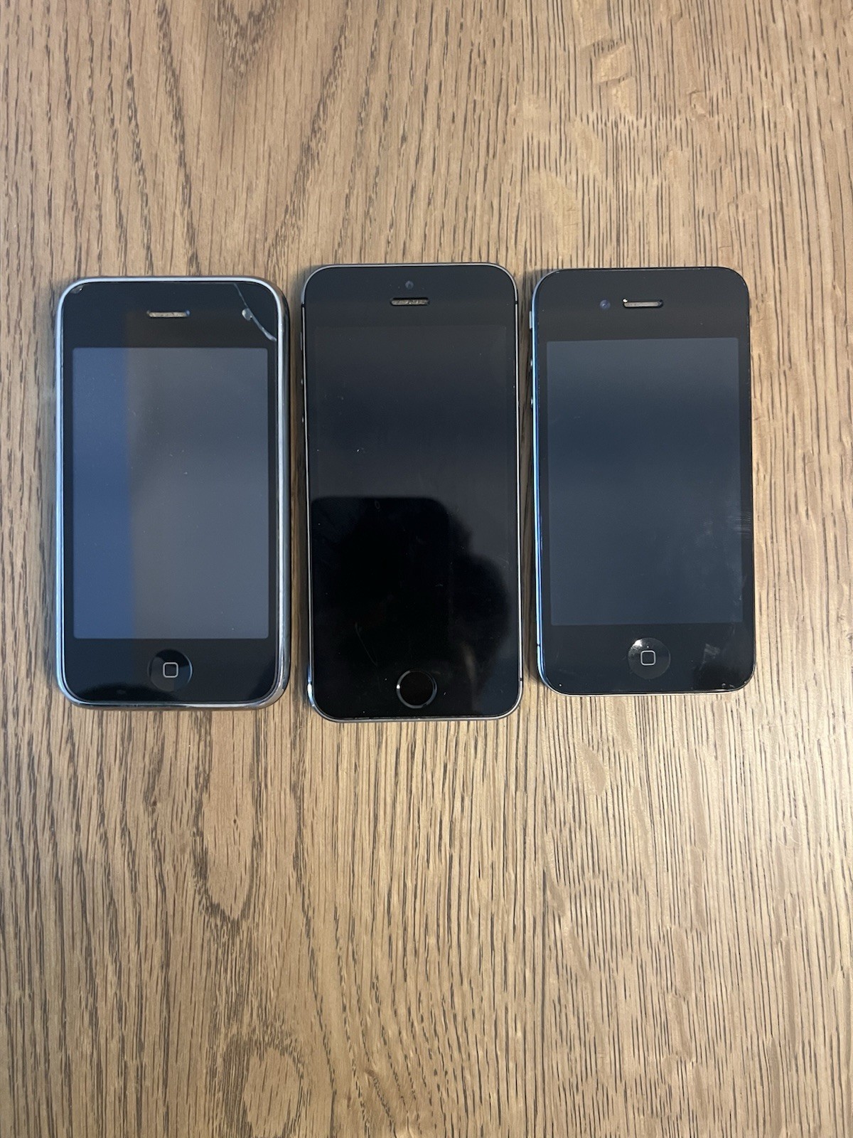 Lot Of 3 Apple iPhones PARTS On See Photos A1533, A1303A, A1332. AS-IS