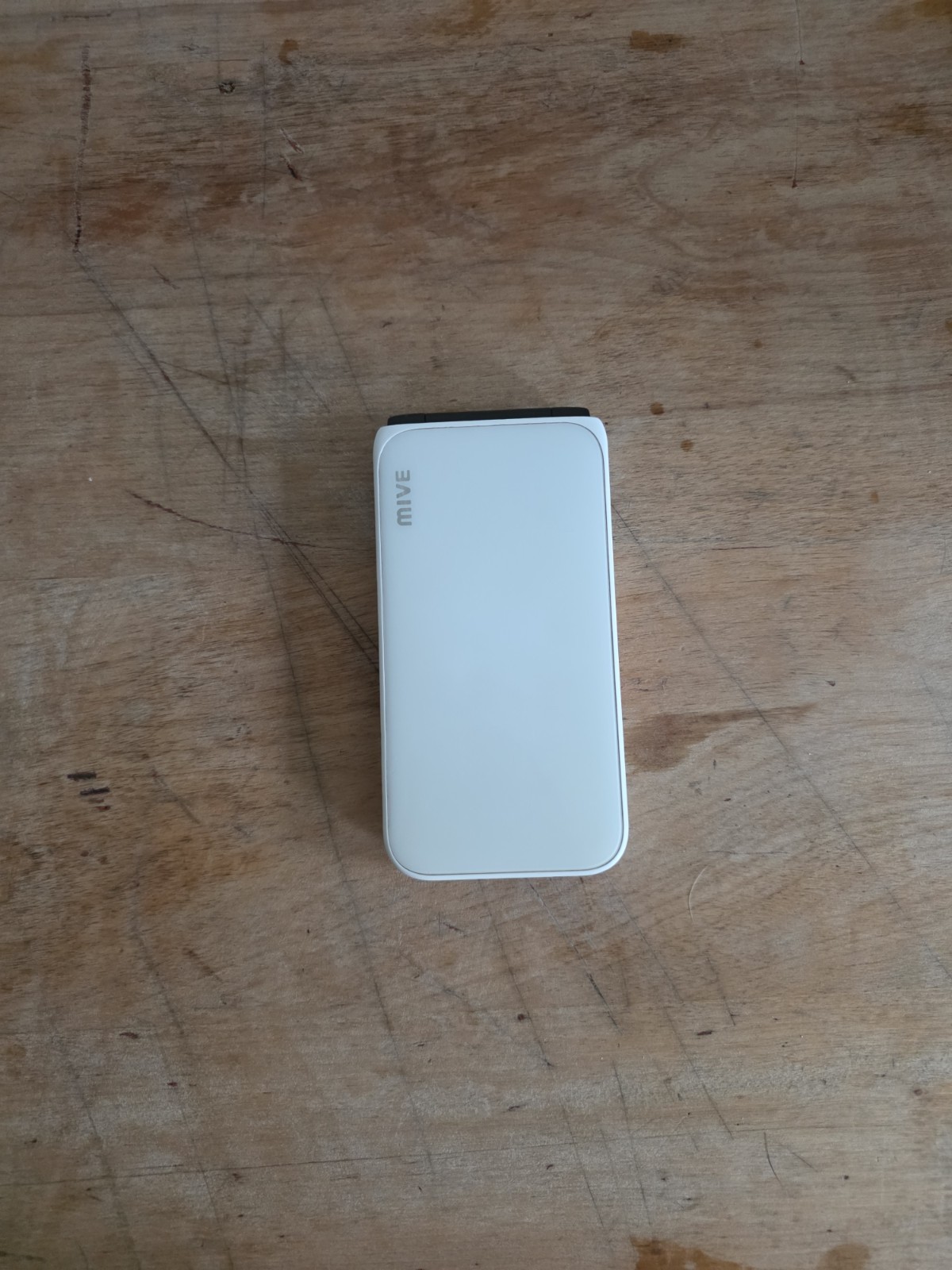 Alt MIVE AT-M120 White LTE/3G 32GB Folder Style Cell Phone Unlocked