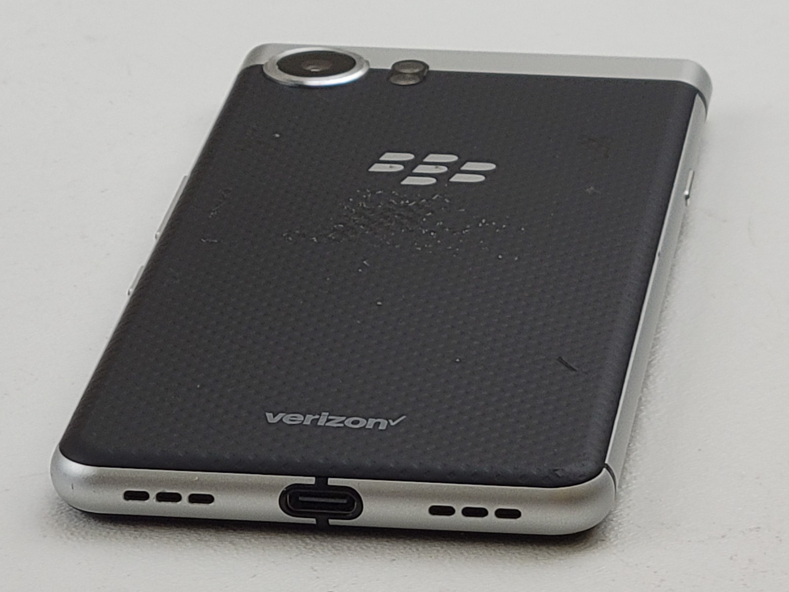 BlackBerry KeyOne (BBB100-3) 32GB (Verizon) Smartphone – *PLEASE READ* – H6626