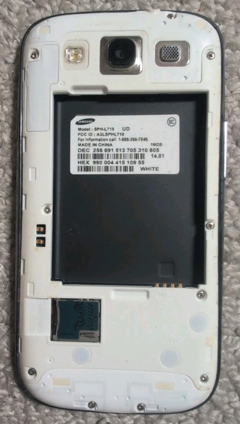 Samsung Galaxy S III 16 GB Marble White (Sprint) 25