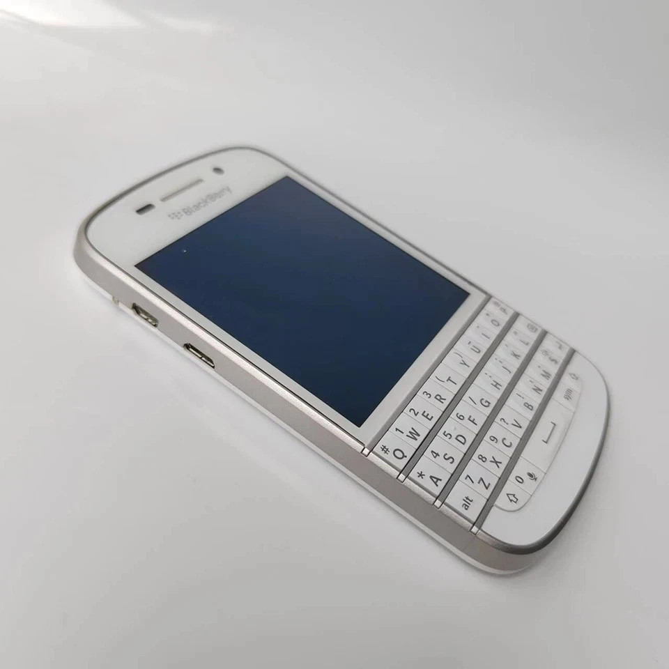 BlackBerry Q10 8MP 4G 16GB LTE 3.1″ Keyboard Unlocked Smartphone 1year warranty