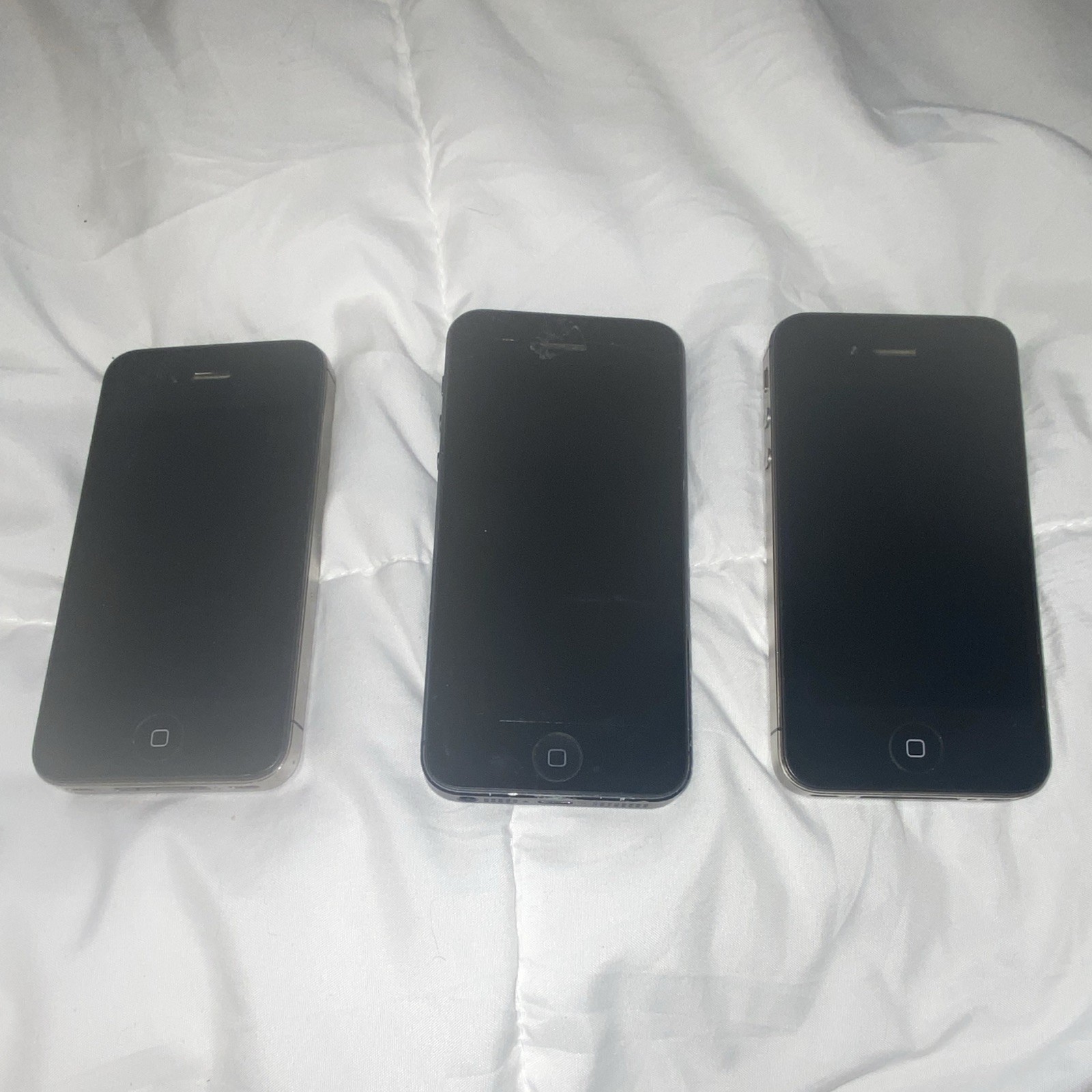 Apple iPhone 8GB Verizon Black Lot of 3 Smartphones For Parts/Not Working