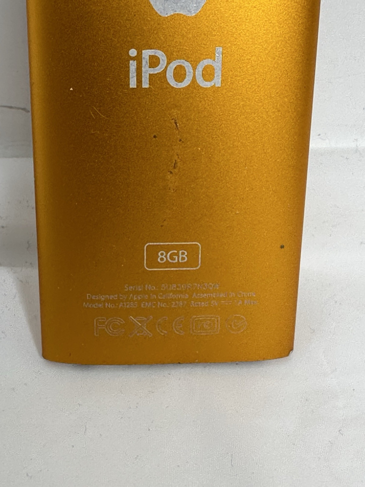 Apple Ipod Nano 8GB Burnt Orange PARTS ONLY Does Not Hold A Charge READ