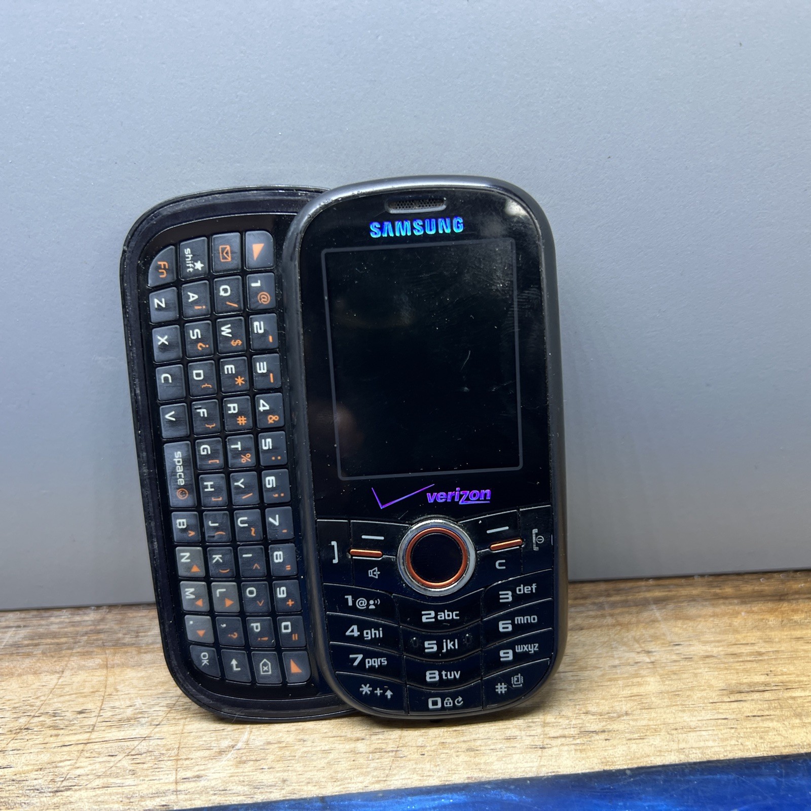 Samsung Intensity SCH-U450 Black Bluetooth 2.1″ TFT 1.3 MP Slider Untested