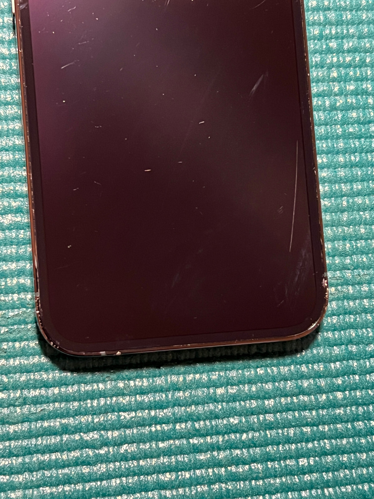Apple iPhone 13 Pro – 256GB – Alpine Green (Unlocked) A2484 (CDMA + GSM)