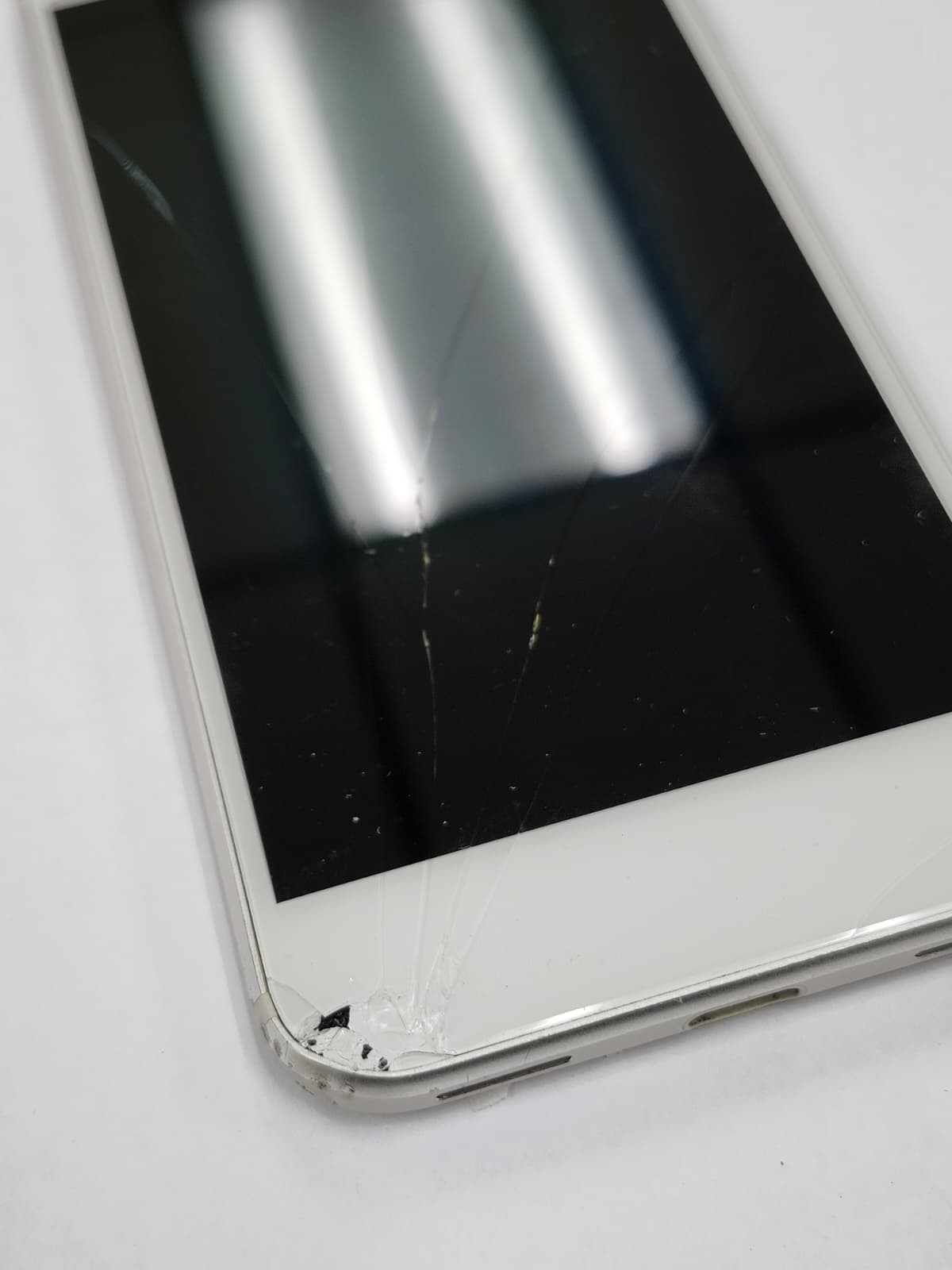 DEFECTIVE – Google Pixel 1 – 32GB – White – Unlocked – Pixel – 12804