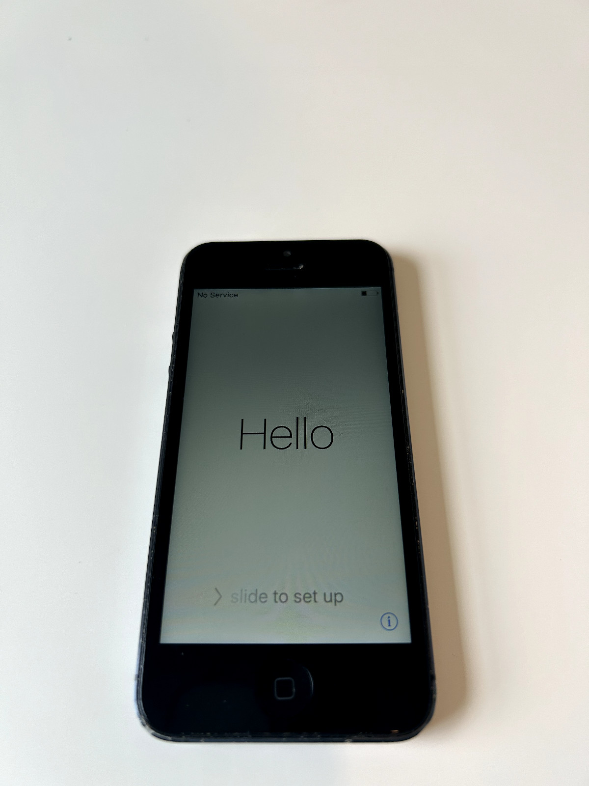 Apple iPhone 5 – 16GB – White & Silver (Unlocked) A1429 (CDMA + GSM)