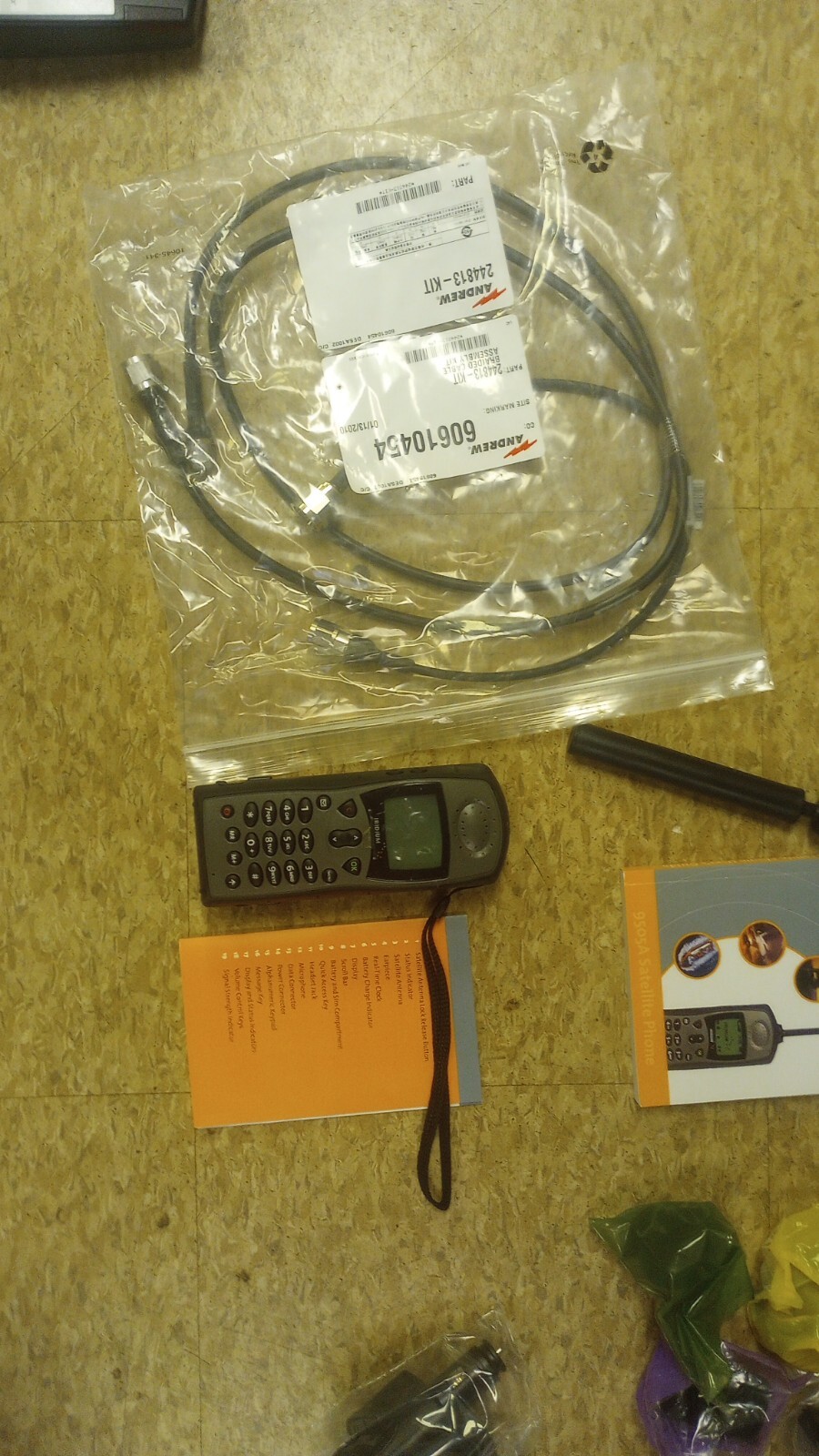 General Dynamics Fly Away Kit (READ DESCRIPTION) Iridium