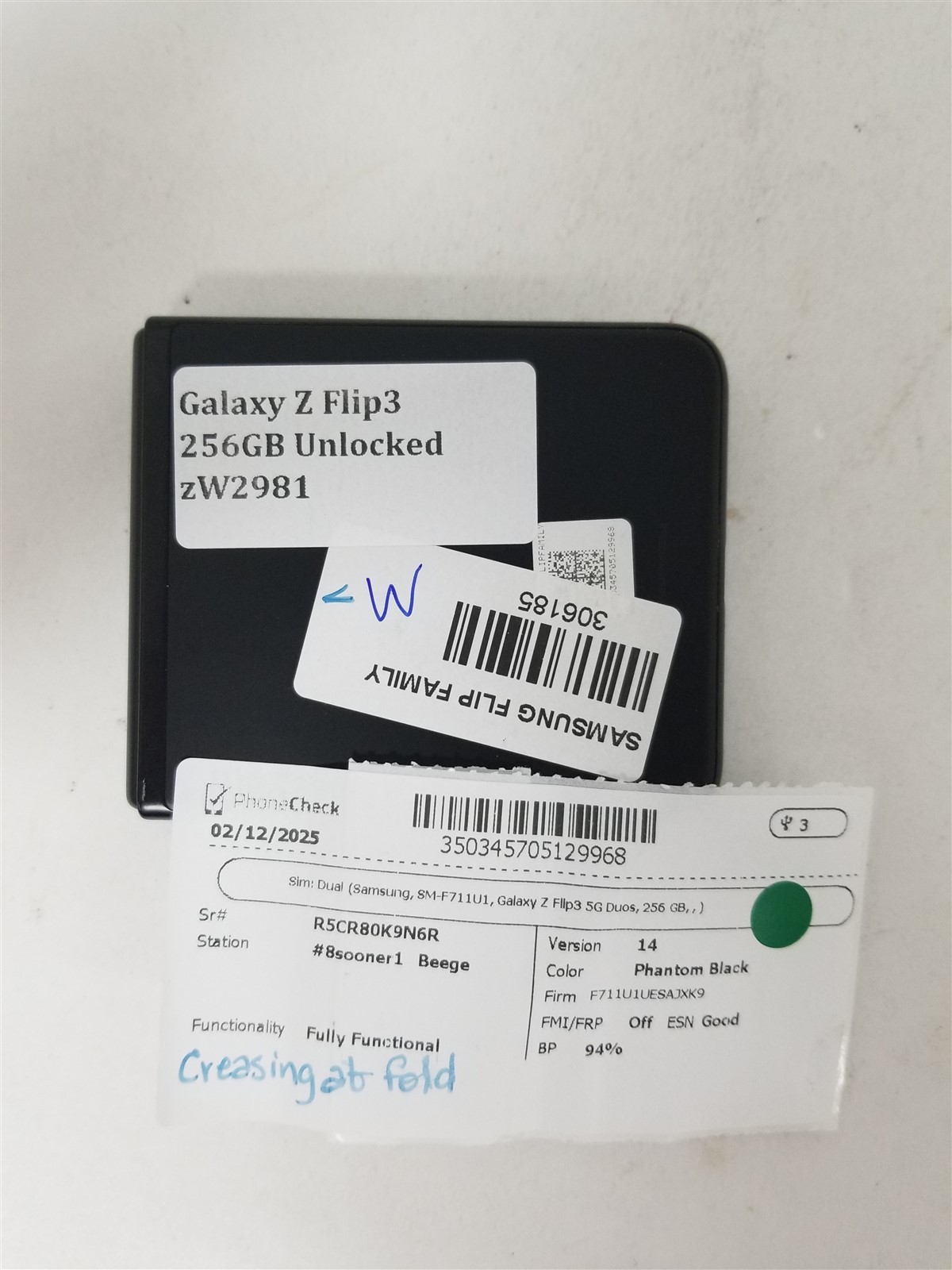 Samsung Galaxy Z Flip3 256GB Black SM-F711U1 (Unlocked) Discounted zW2981