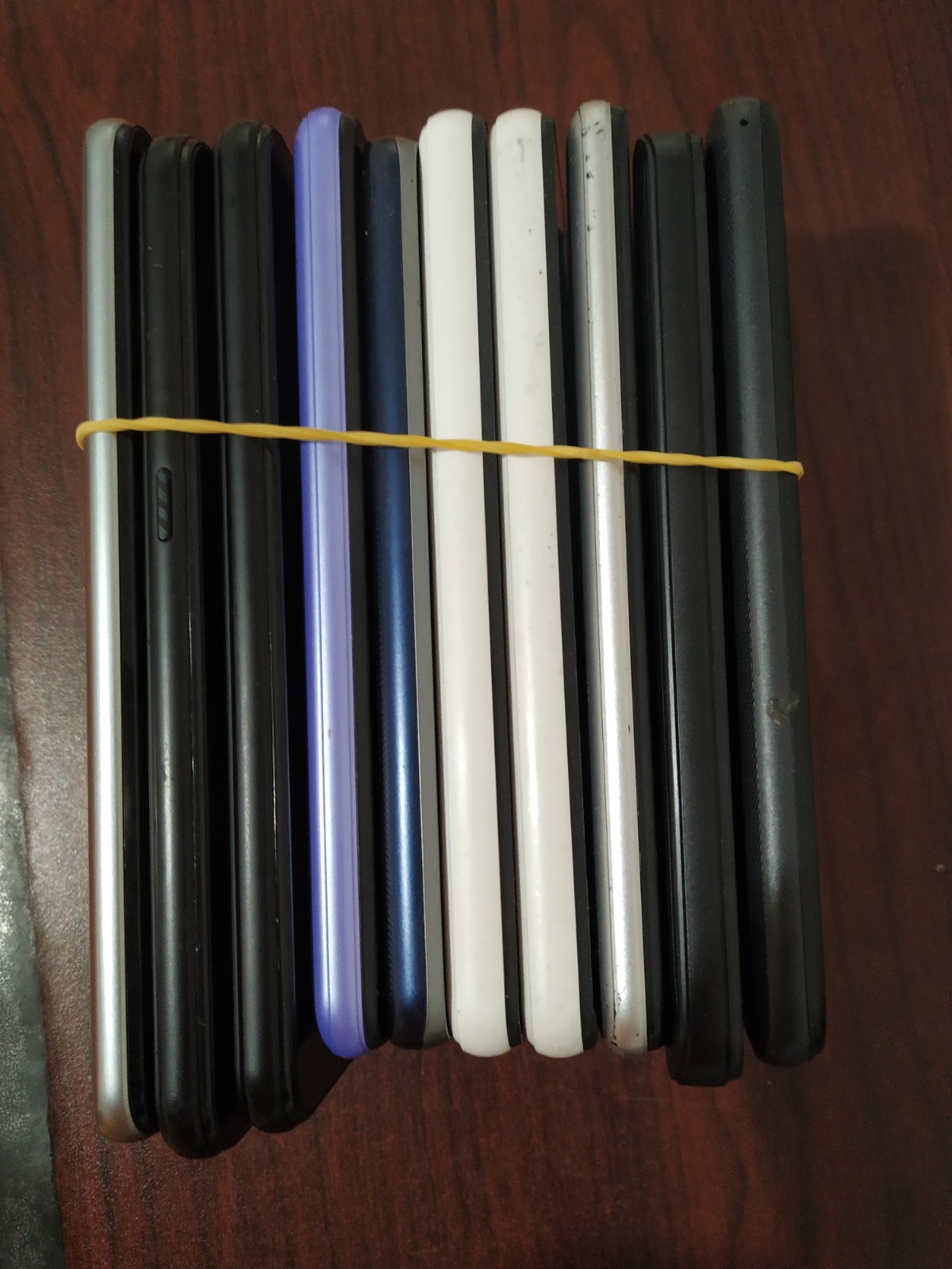 Lot of 10 Mixed Brand VORTEX /coolpad/BLU/NUO and other 16GB Smartphone