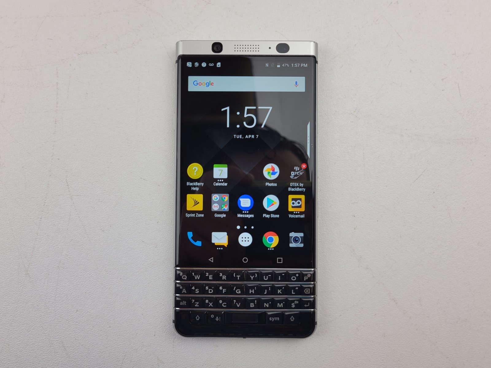 BlackBerry KeyOne (BBB100-3) 32GB – Silver (Sprint) Smartphone – H6690