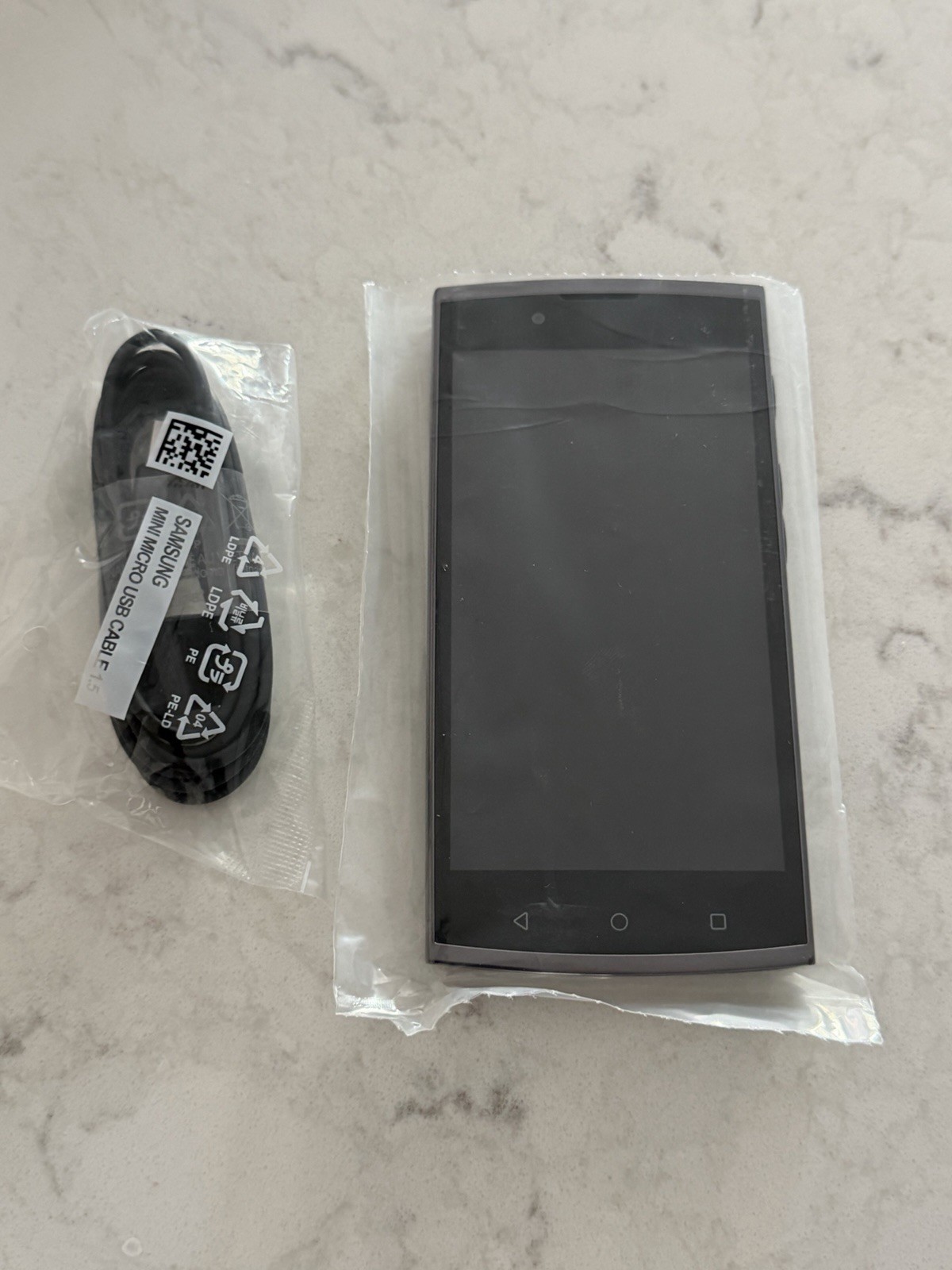 UMX U693CL Black 16GB Assurance Wireless Android Smartphone