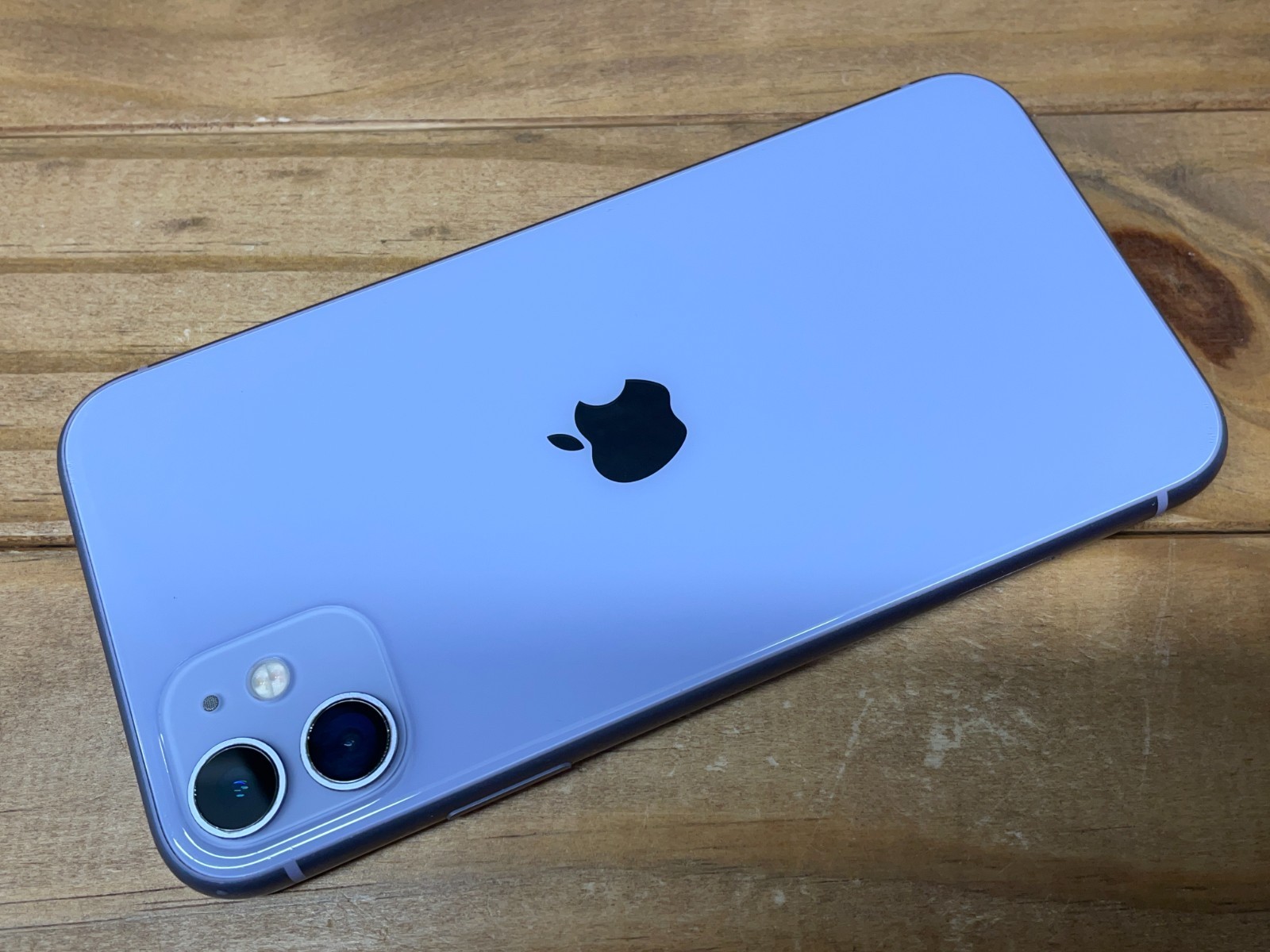 Apple iPhone 11 – 64GB – Purple (Unlocked) A2111 (CDMA + GSM) Works – 70% Bat