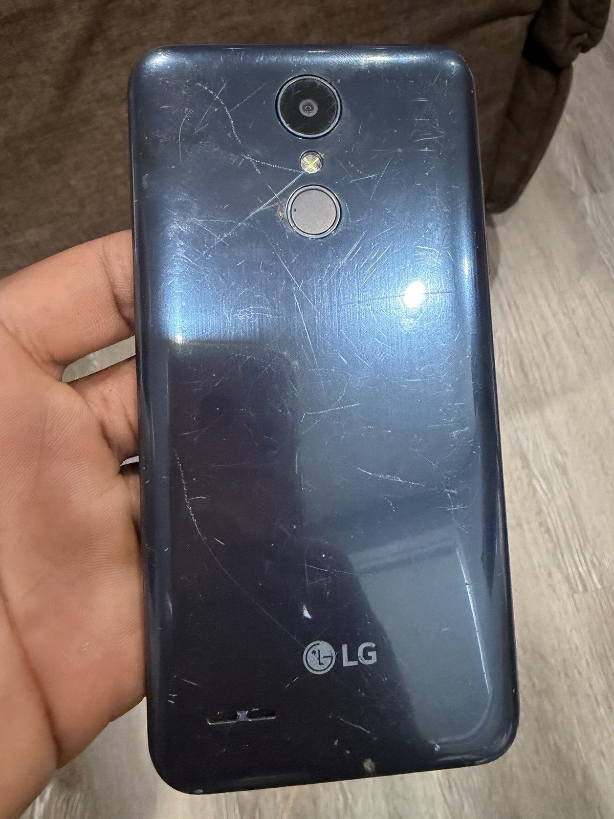 LG Stylo 4 Blackbar phone with power button missing