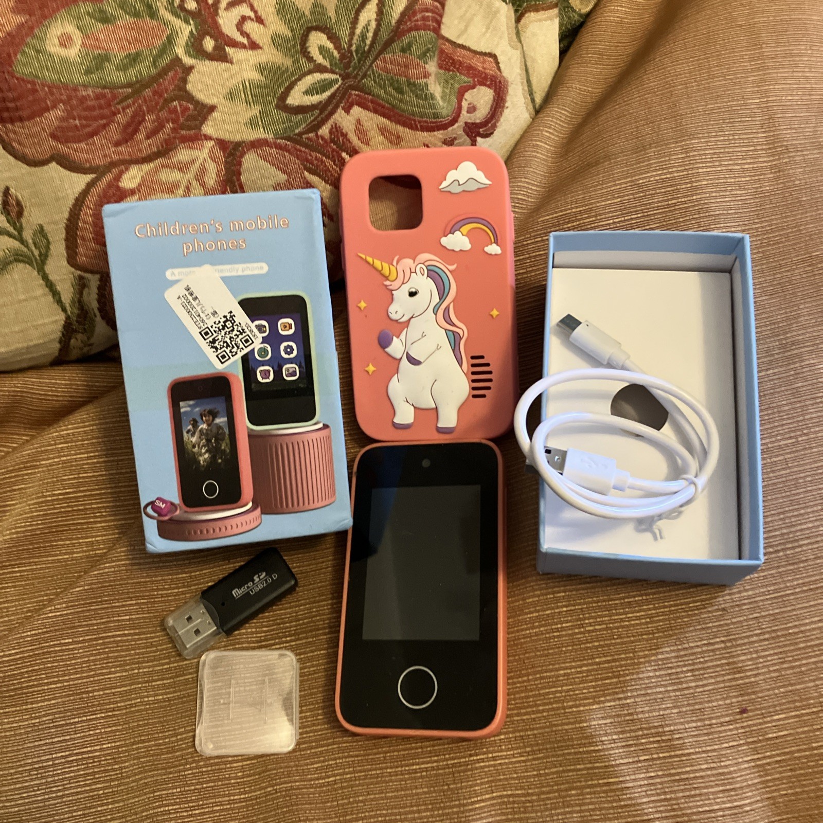Kids Smart Phone, 4.5″x2.5″ size Kid Phones 3 up. New in Box
