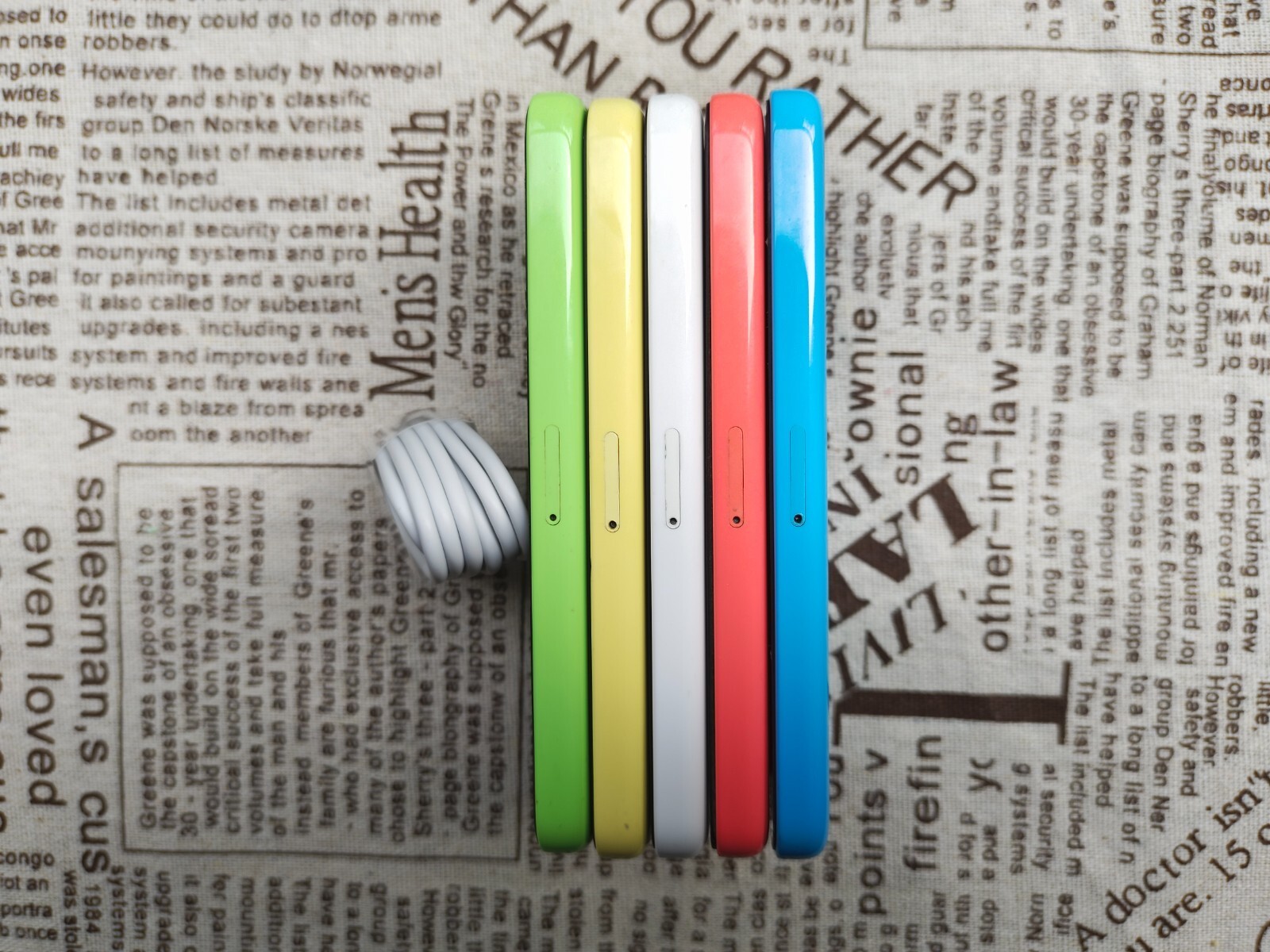 Apple iPhone 5C UNlocked 8/16/32GB BLUE/GREEN/PINK/WHITE/ YELLOW – 90% N EW
