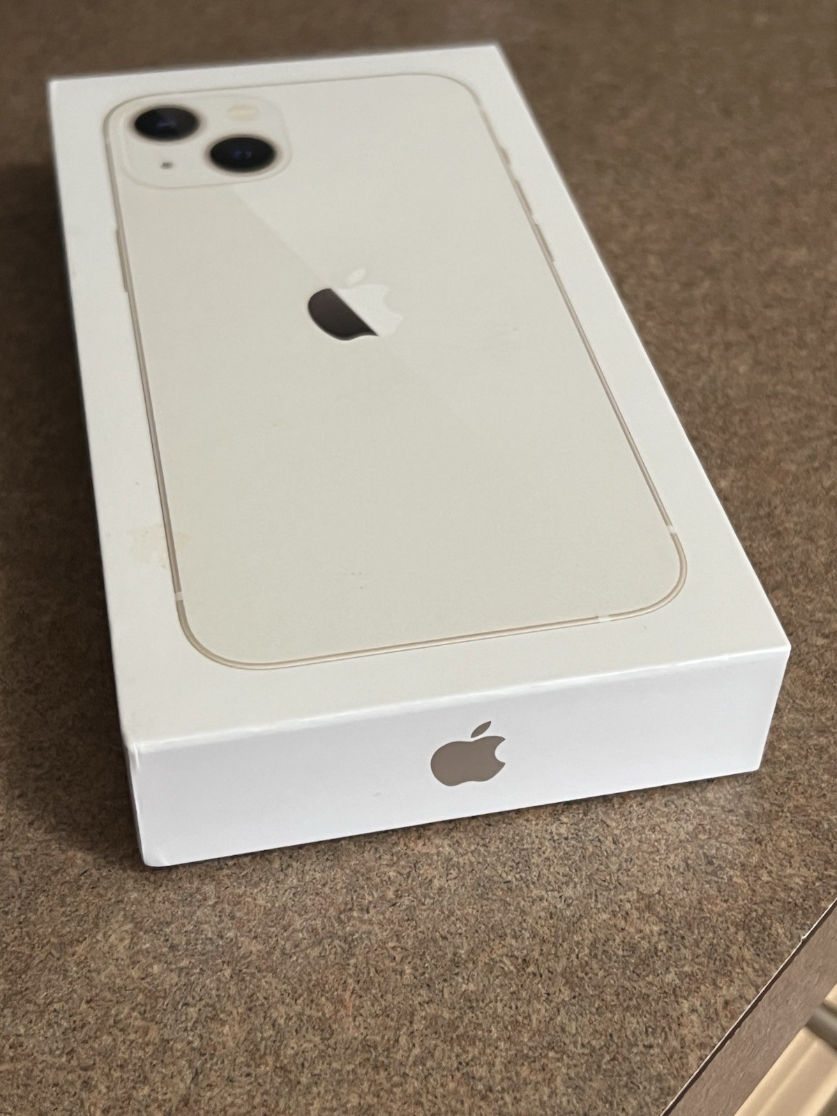 Apple iPhone 13 A2482 Starlight 128GB with Box And Charging Wire – ATT