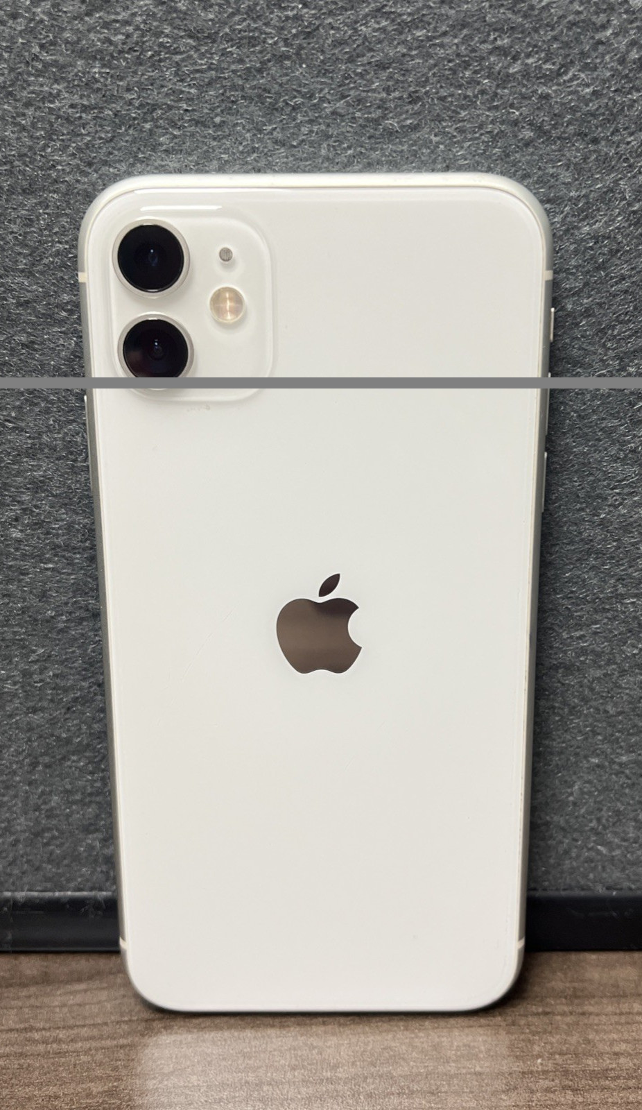 iPhone 11 – A2111 128GB (Unlocked) White