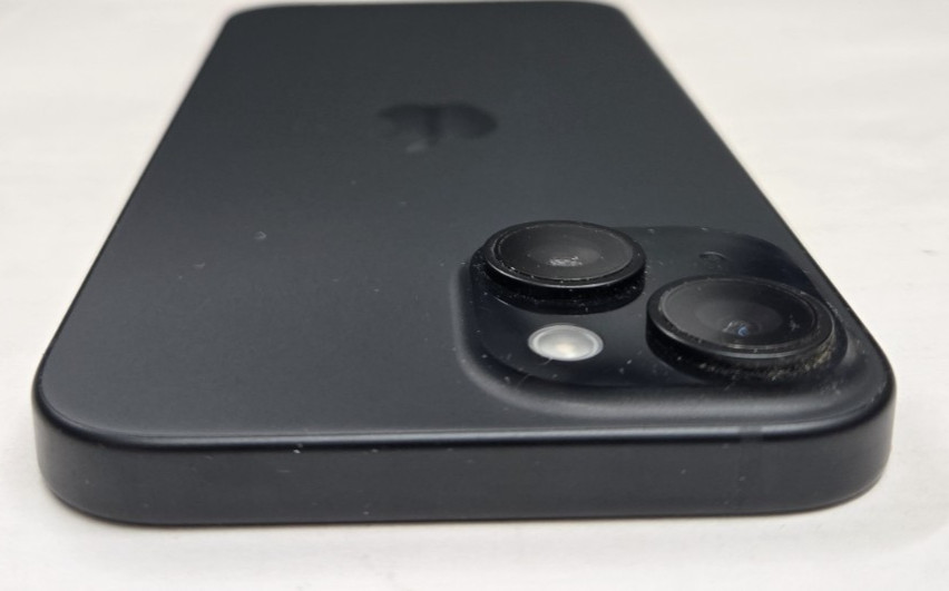 MINT Apple iPhone 15 – 128GB – Black (AT&T) *READ*