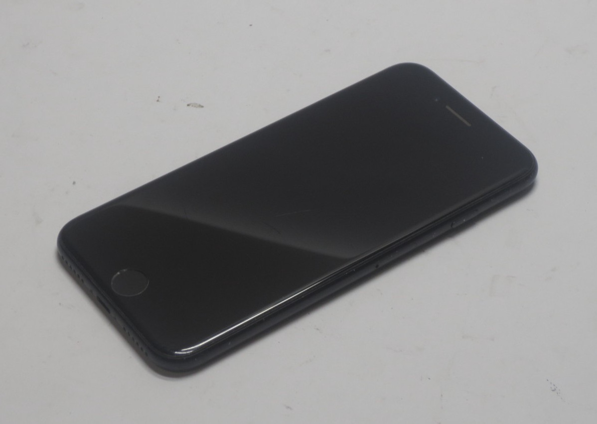 Apple iPhone 7 (A1660) 32GB iOS Space Gray – Unlocked Any Carrier **READ** #79