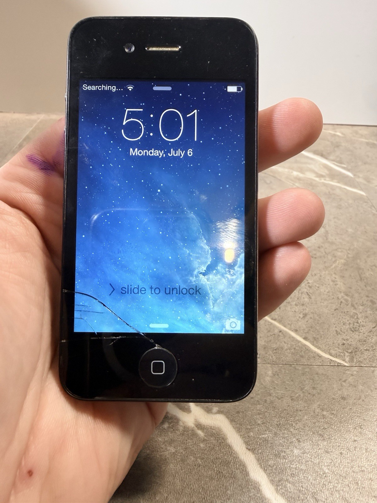 Apple iPhone 4 – 16GB – Black (AT&T) Model A1332 RESET