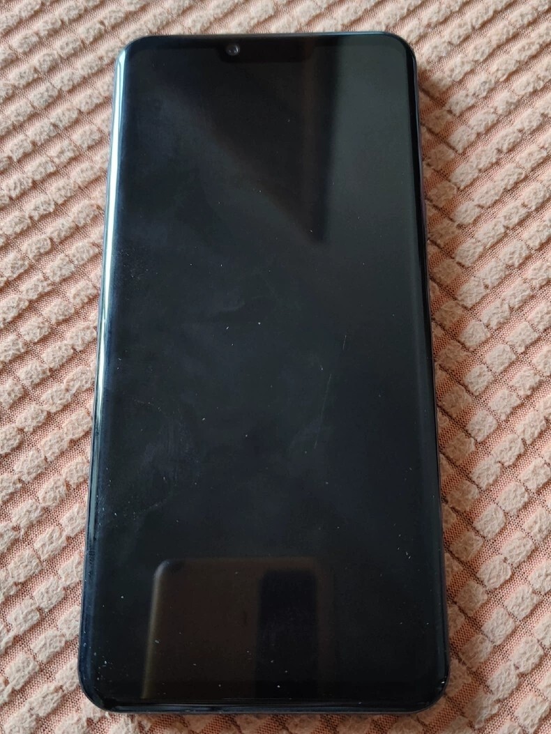 95% ne w LG G8 Thin Q Factory UNlocked for any carrier Android Smartphone
