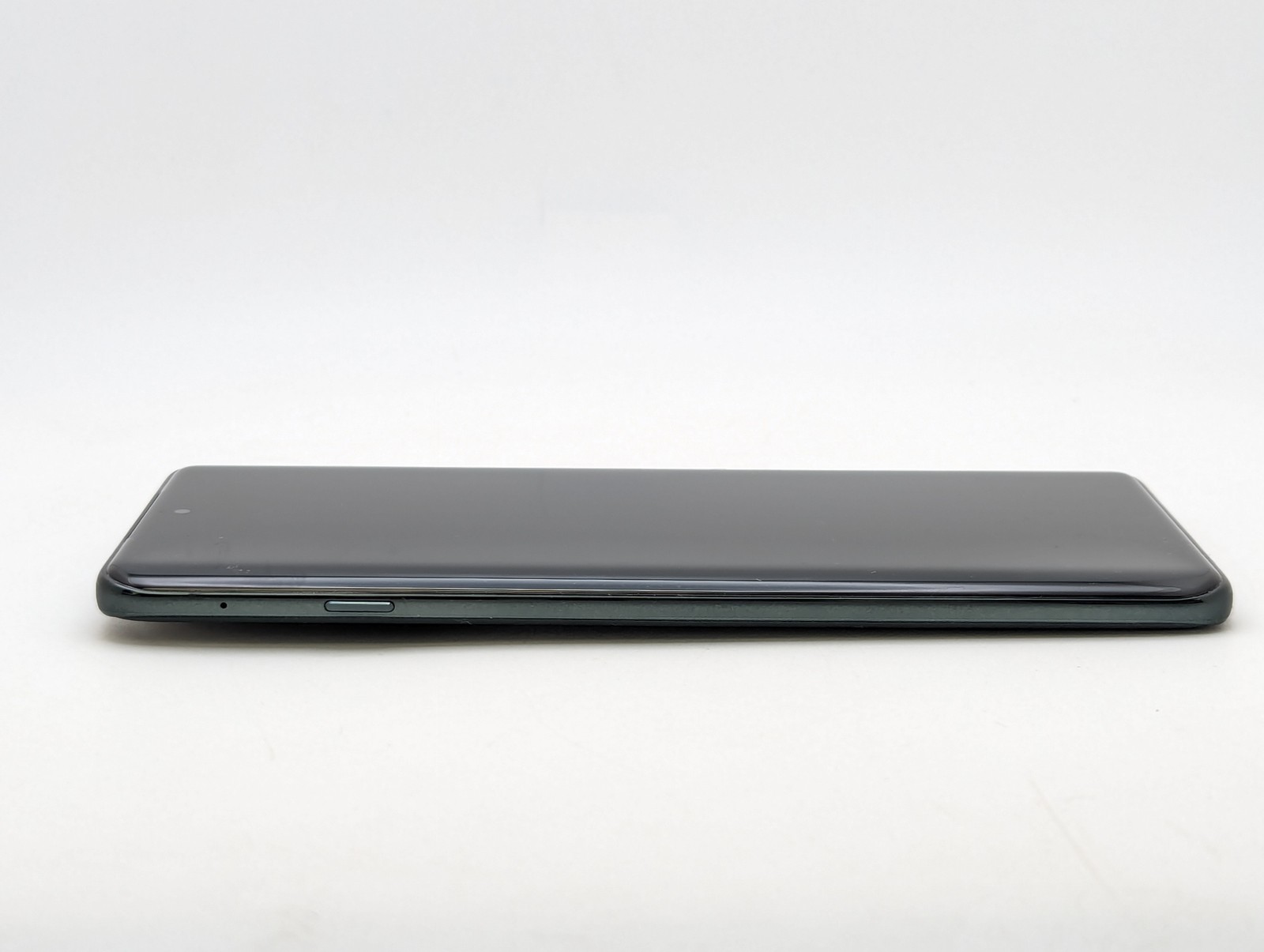 Motorola Edge (2025) XT2519V 256GB | PANTONE Deep Forest | TRACFONE ONLY