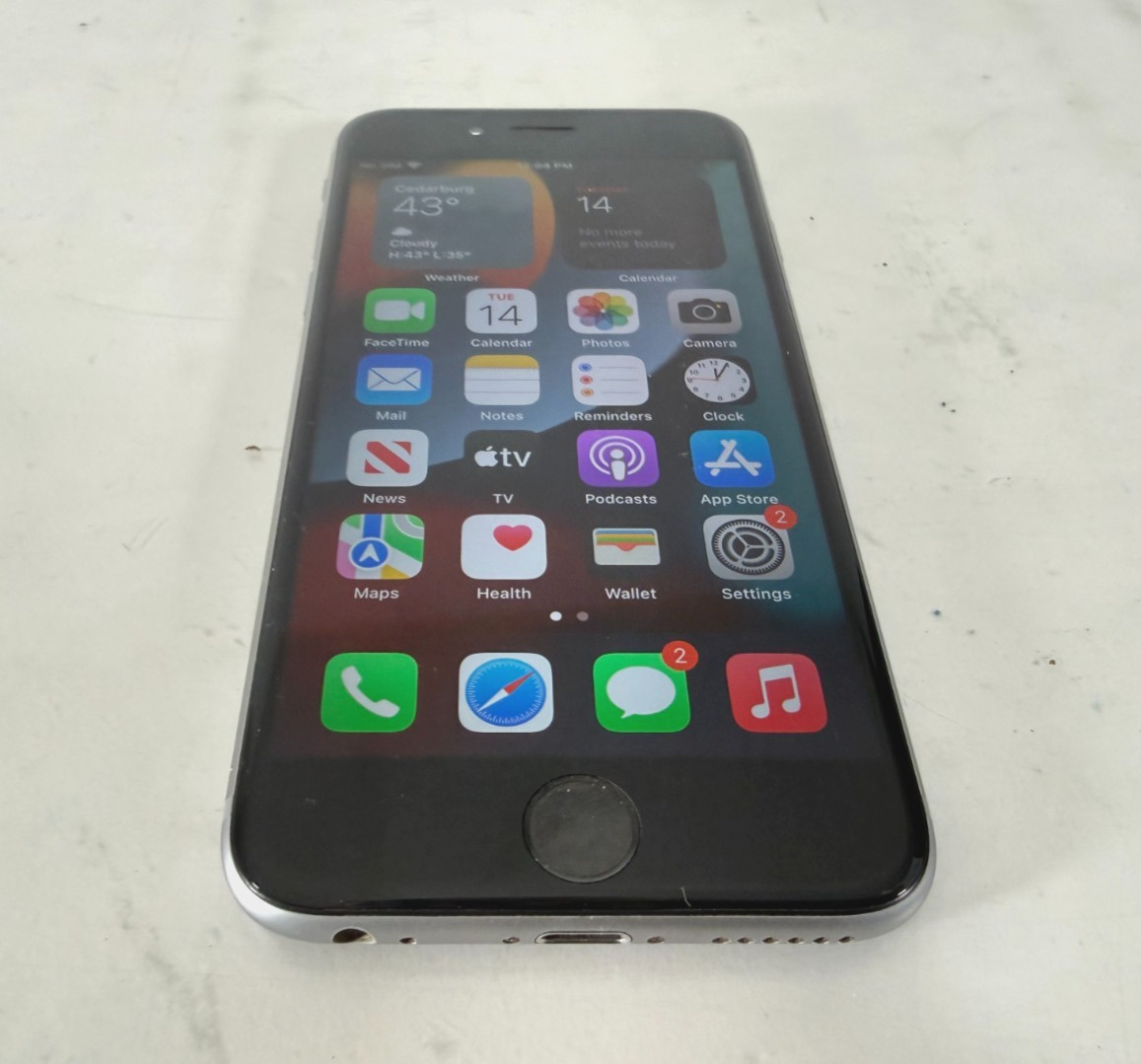 Apple iPhone 6s 16GB Space Gray 4.7in 12MP 2GB RAM | Unlocked!