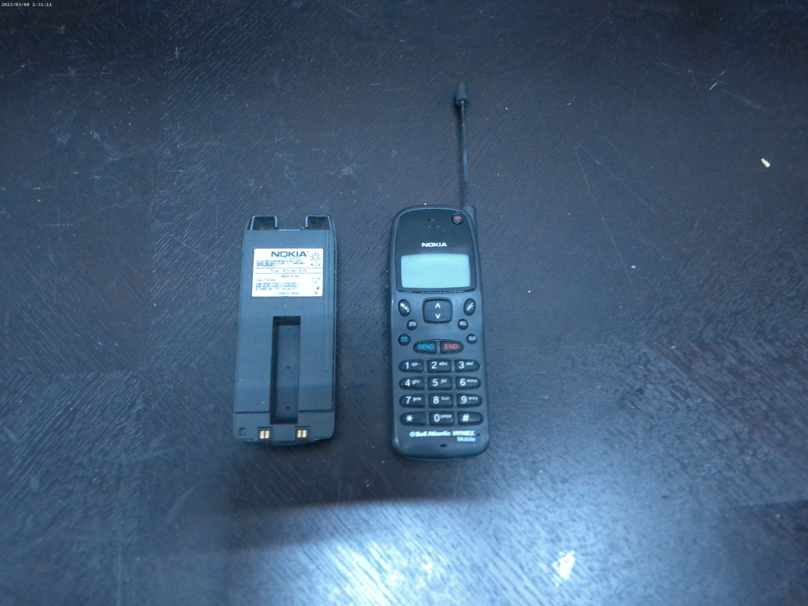 Nokia 232 Cityman 500 THX-41 Mobile phone Includes 2 batteries without AC adapte