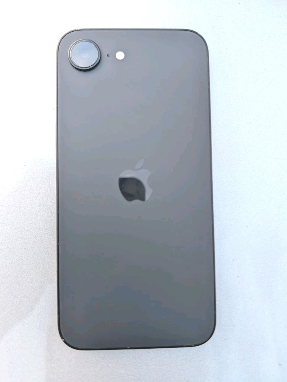 Apple iPhone 17e – 256 GB – Black (Dish Boost Mobile) – Excellent Conditn 🔋100%