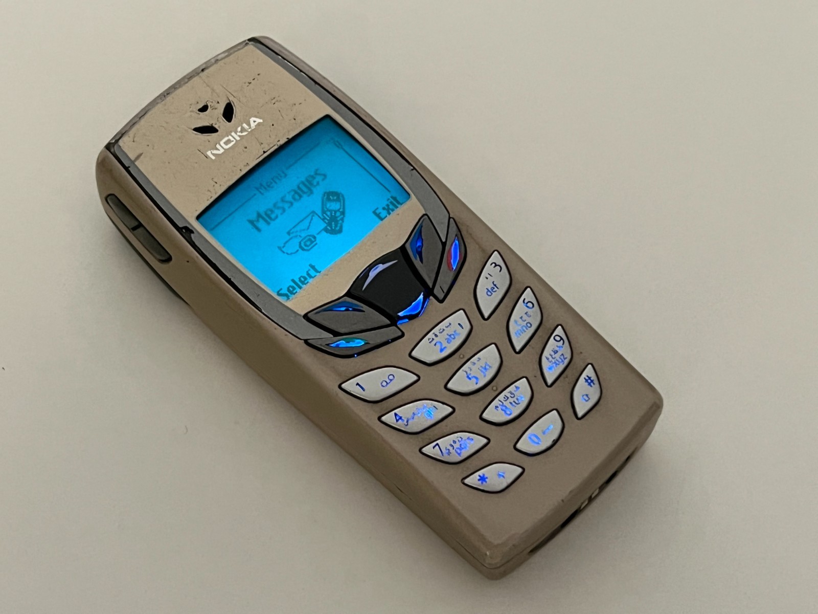 Genuine Nokia 6510 – Beige (Factory Unlocked) Retro Cell Phone For collectable