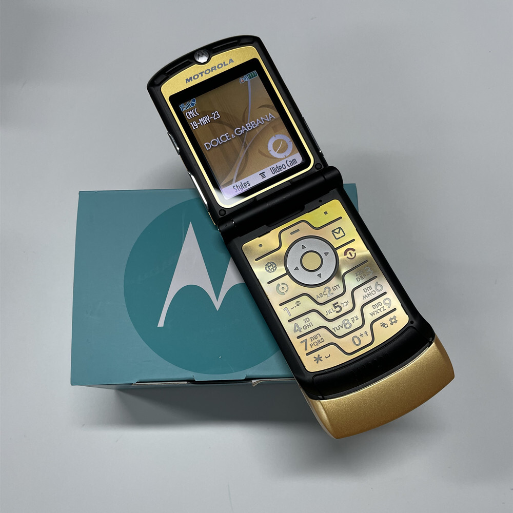 Motorola Razr V3i Dolce Gabbnna (Limited Edition) Flip Mobile Phone Unlocked