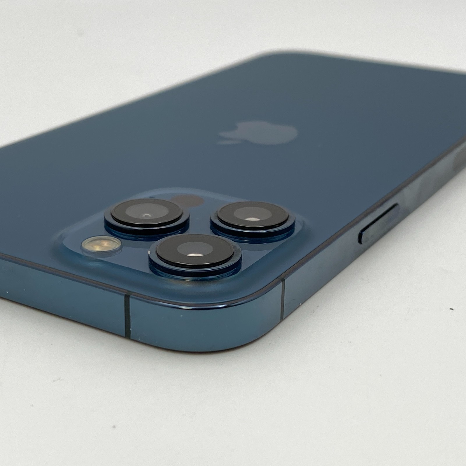 Apple iPhone 12 Pro Max – 256GB – Pacific Blue (Unlocked) – Good Condition