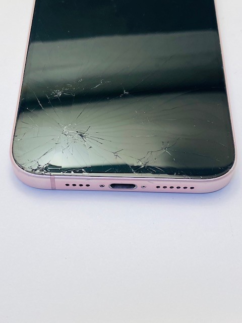 Apple iPhone 15 Plus – 128 GB – Pink ( Unlocked ) MTXT3LL/A