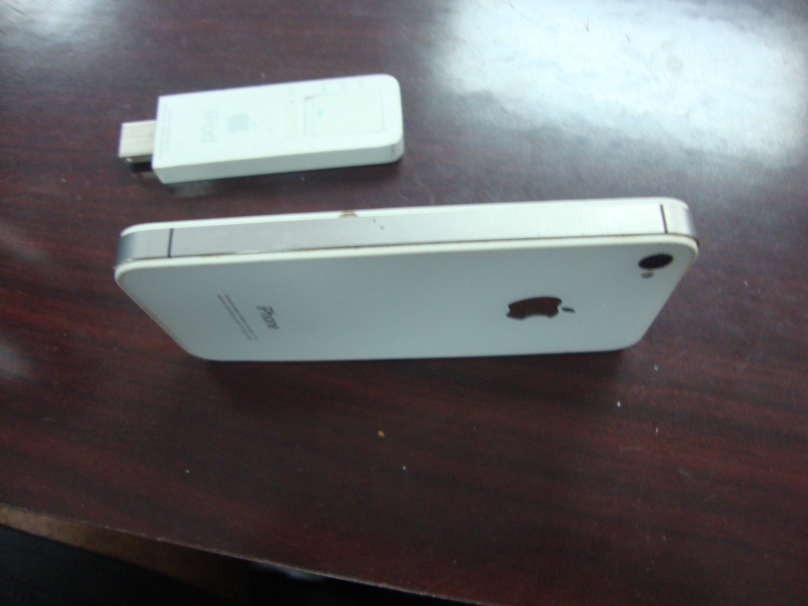 Vintage Apple Lot iPhone 4S iPod Nano 2nd Gen iPod Shuffle For Parts Or Repair