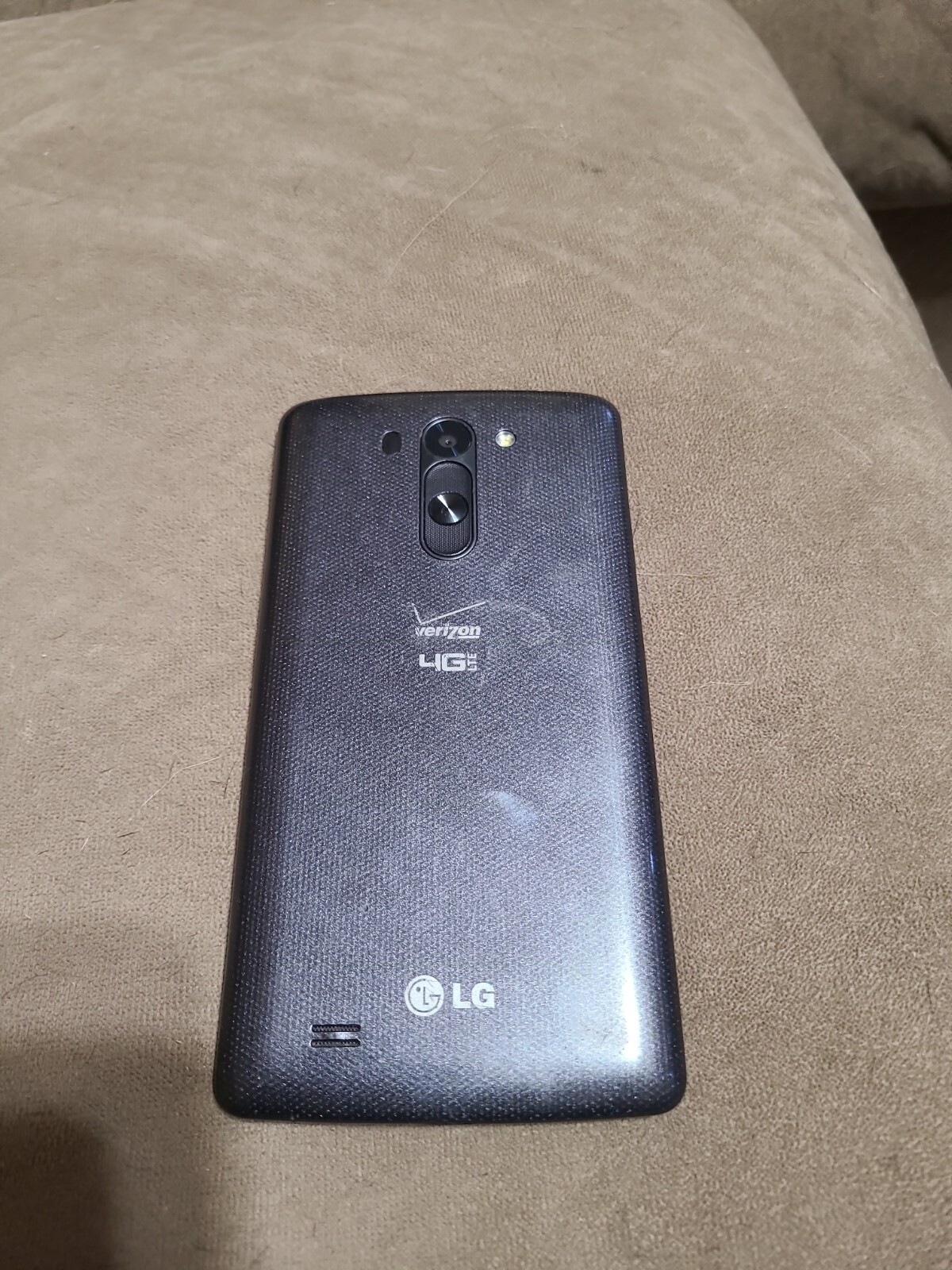 LG VS880 G Vista 5.7 in 8GB Verizon Network Smartphone – Metallic Black
