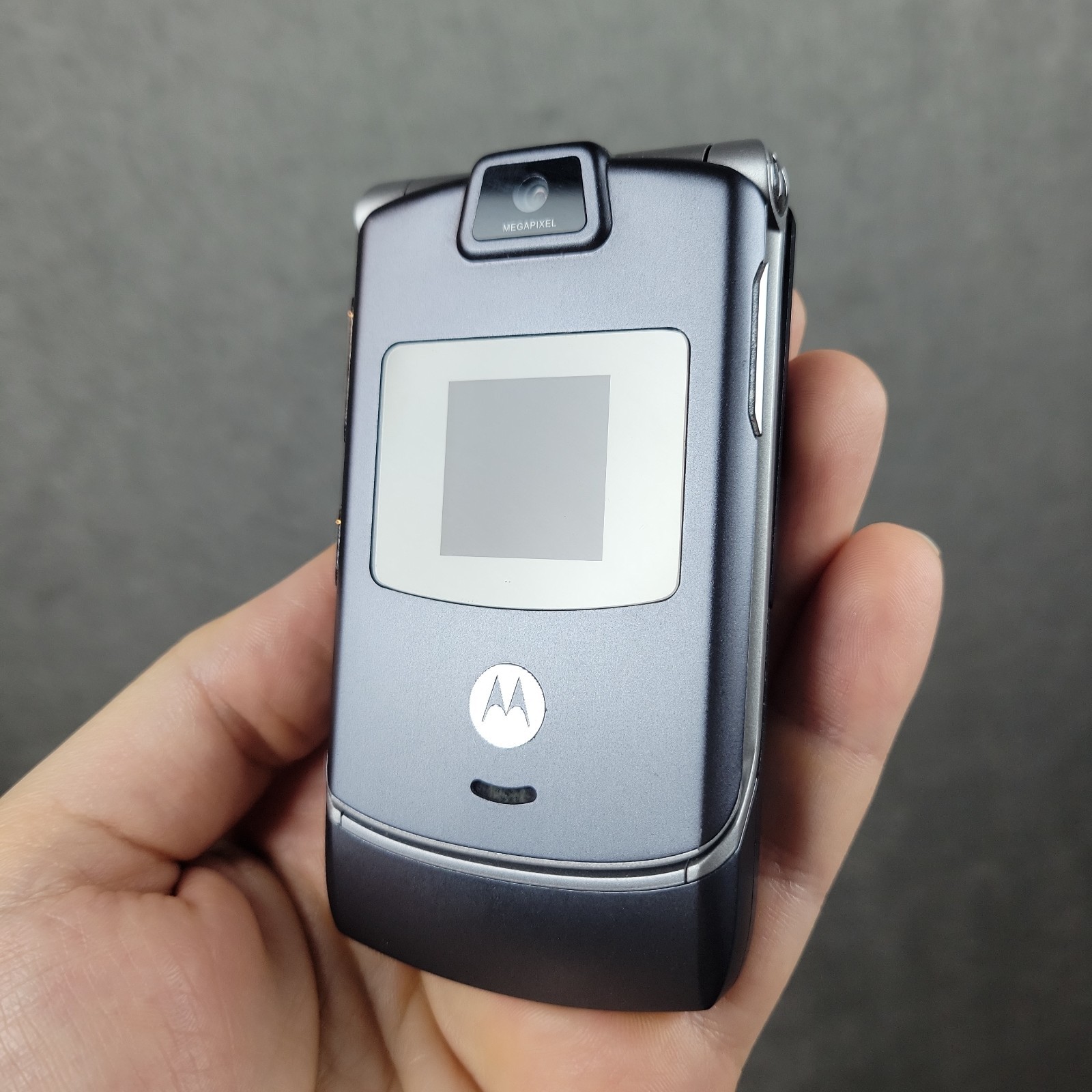 Motorola RAZR V3m Gray U.S. Cellular Flip Phone Rare Works Tested Batt Included