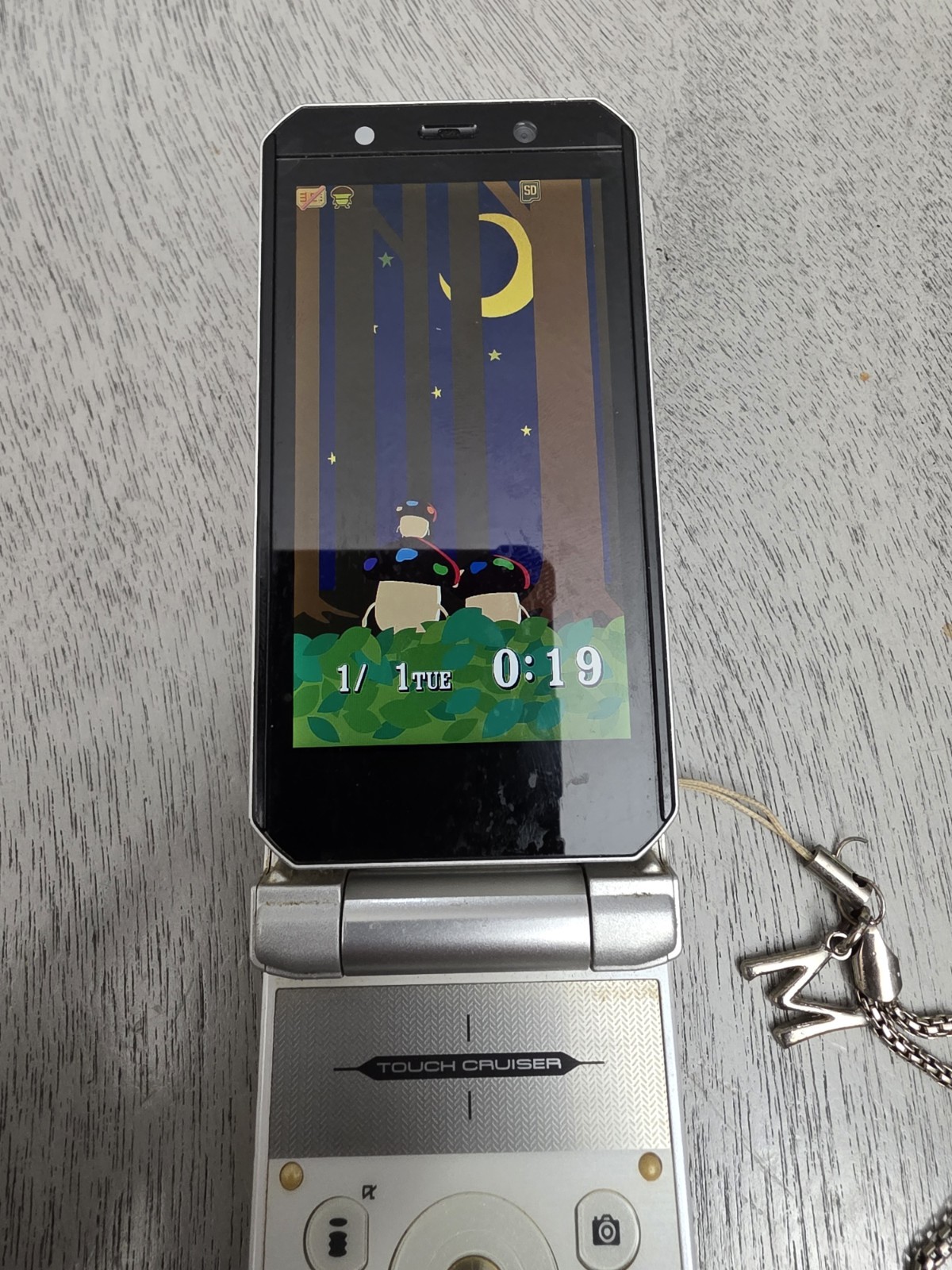 Sharp Aquos Docomo SH905iTV Japanese Flip Phone VIERA Keitai Mobile Phone – 2008