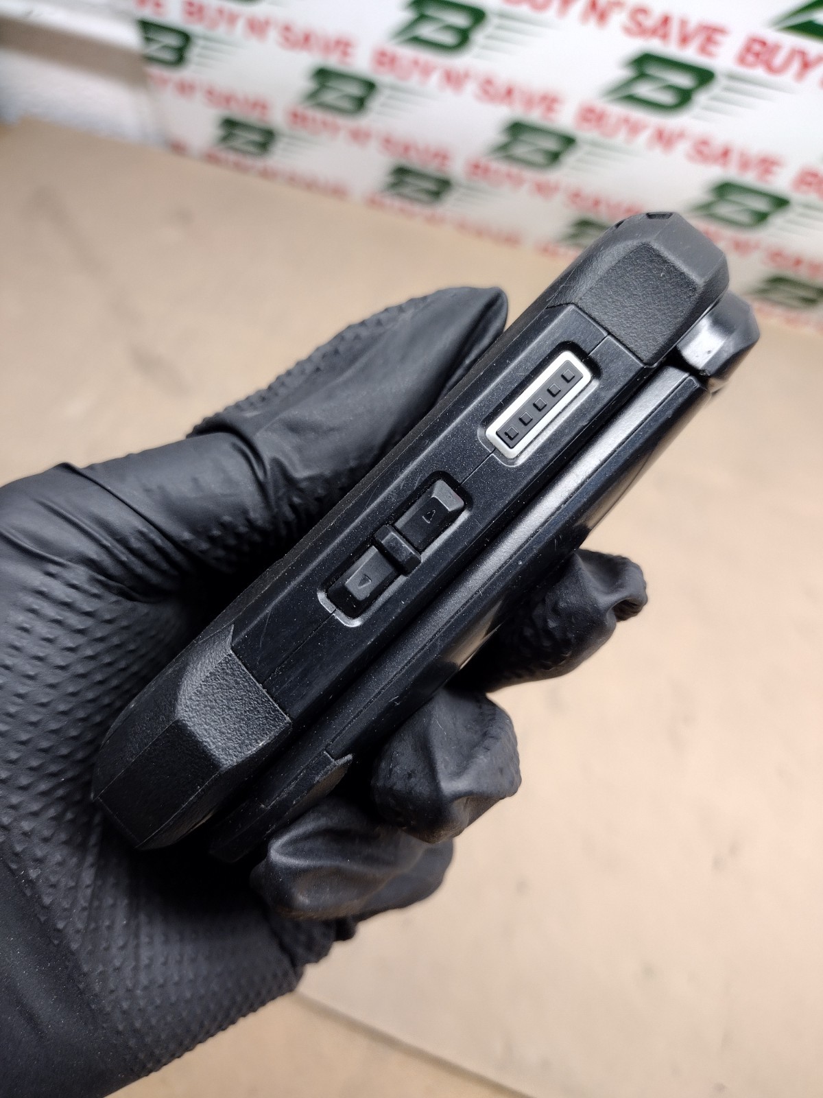 Kyocera DuraXV Extreme+ PLUS E4811 Rugged 4G LTE Phone (Verizon) NoChrger – USED