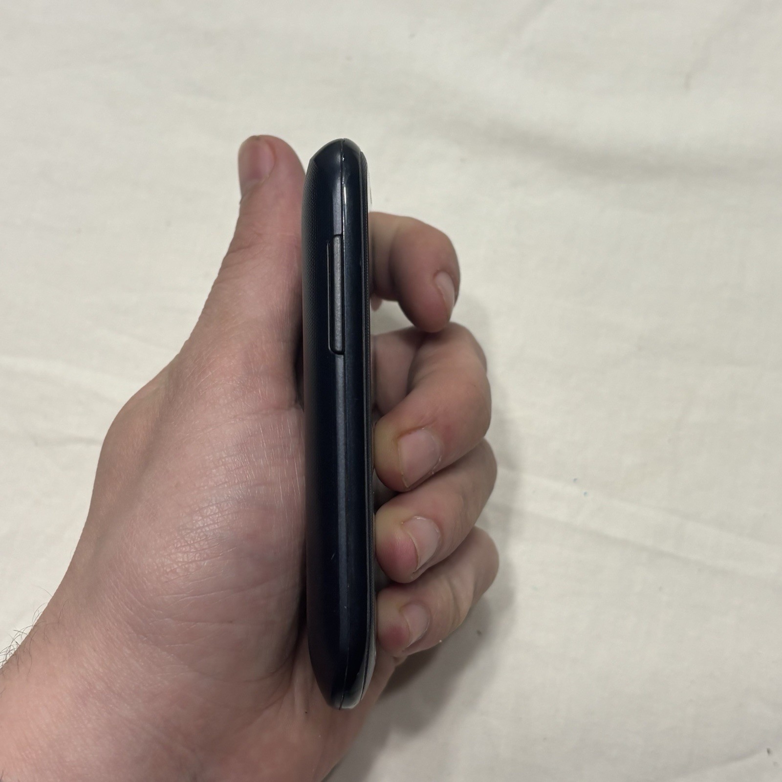 LG 306G Black Bar Cell Phone 2.0MP Camera Bluetooth CDMA 800 Used