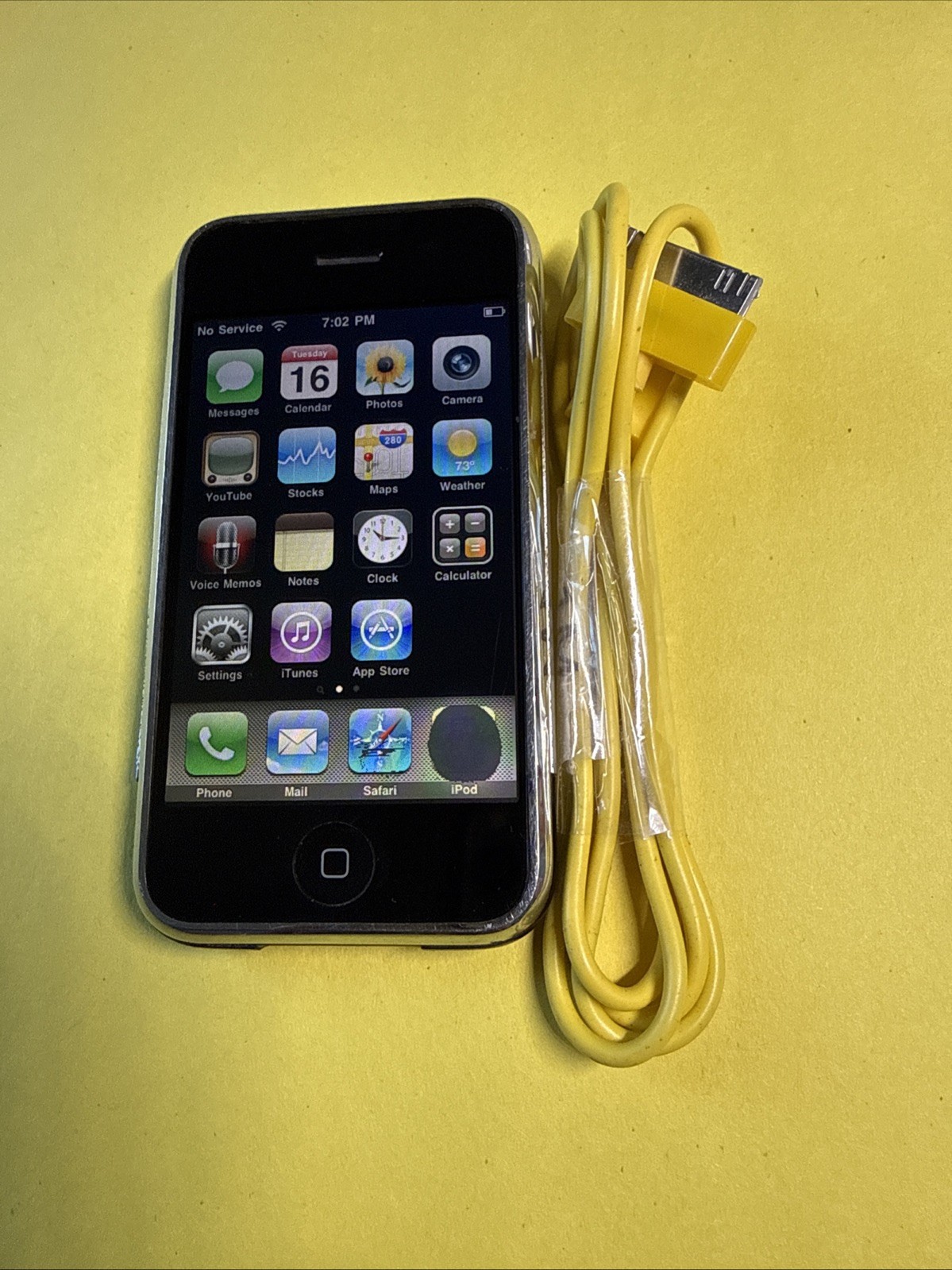 Apple iPhone 1st Generation – 8GB – Black – A1203 (GSM)