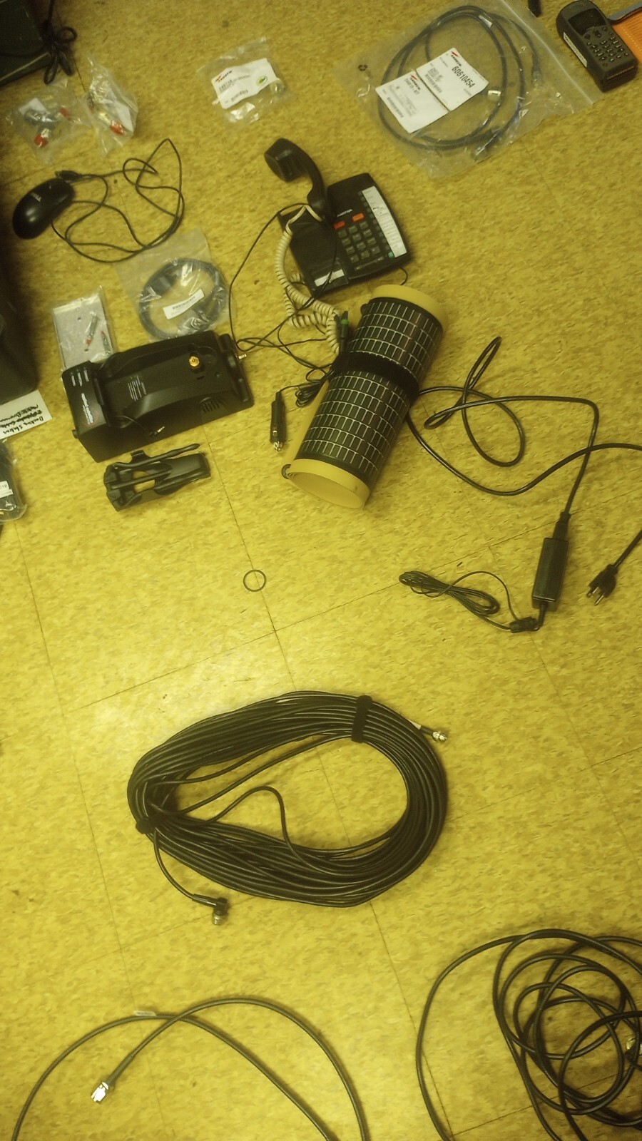 General Dynamics Fly Away Kit (READ DESCRIPTION) Iridium
