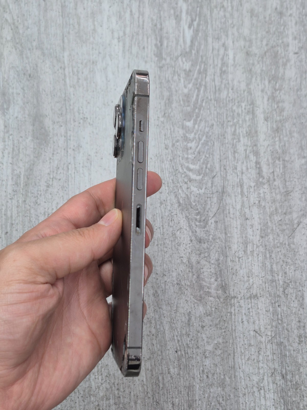 iphone 13 pro max -for parts ONLY